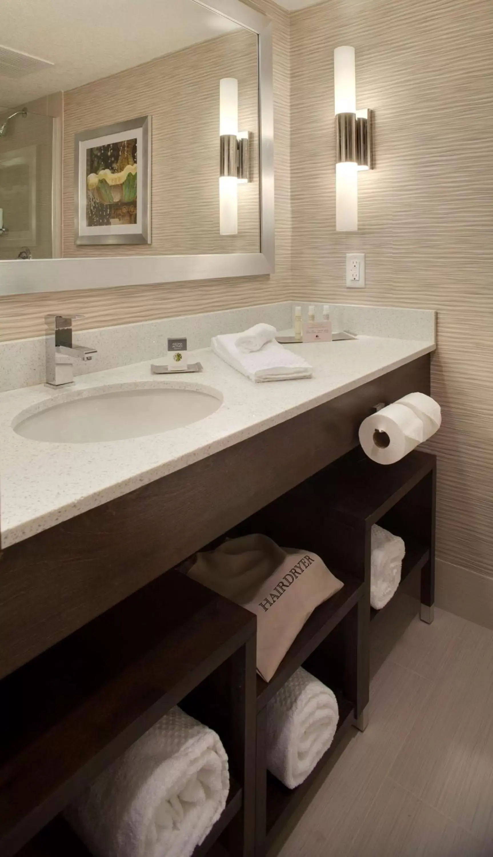 Bathroom in DoubleTree by Hilton Hotel Jacksonville Airport