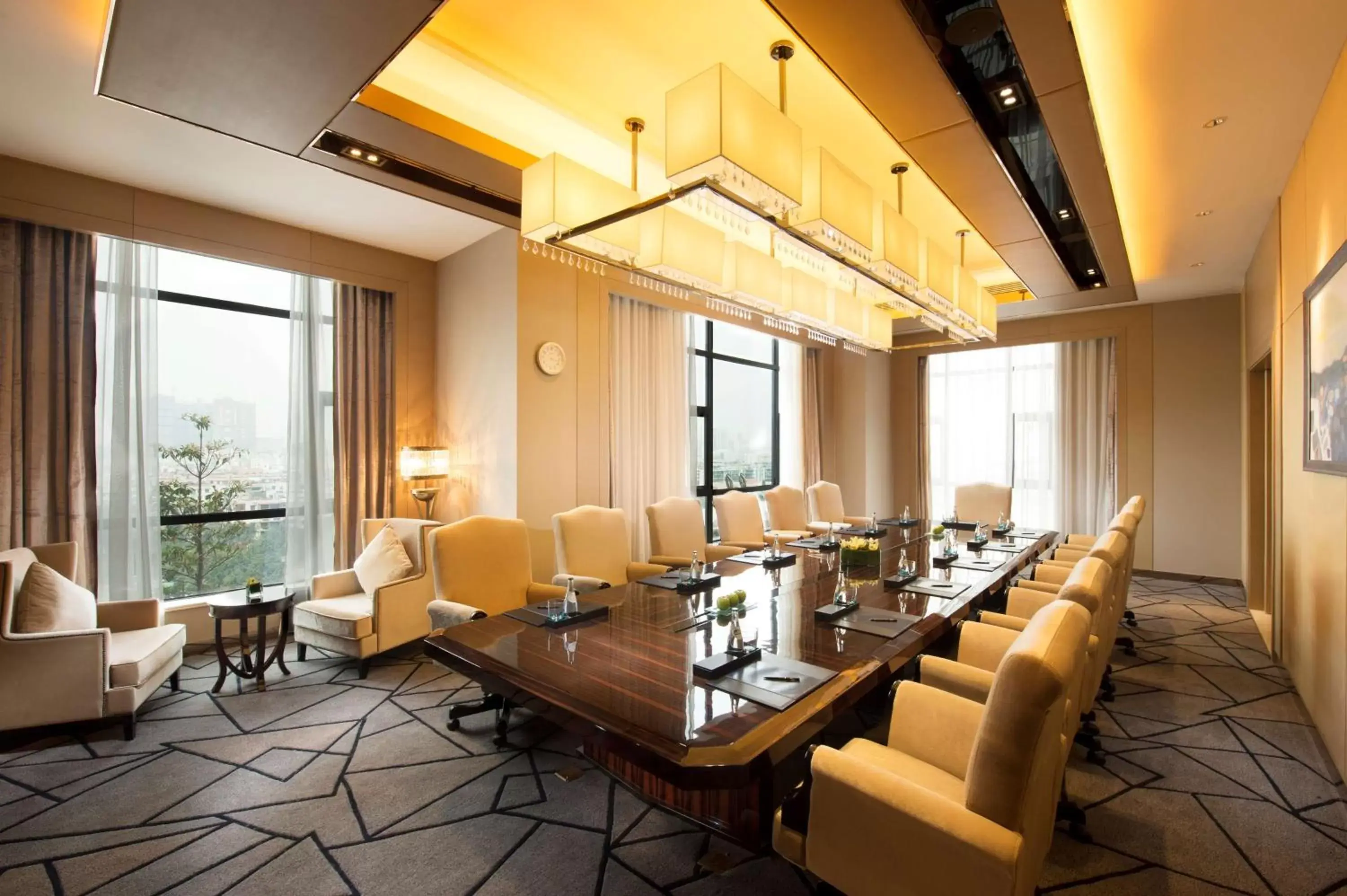 Meeting/conference room in Hilton Zhongshan Downtown