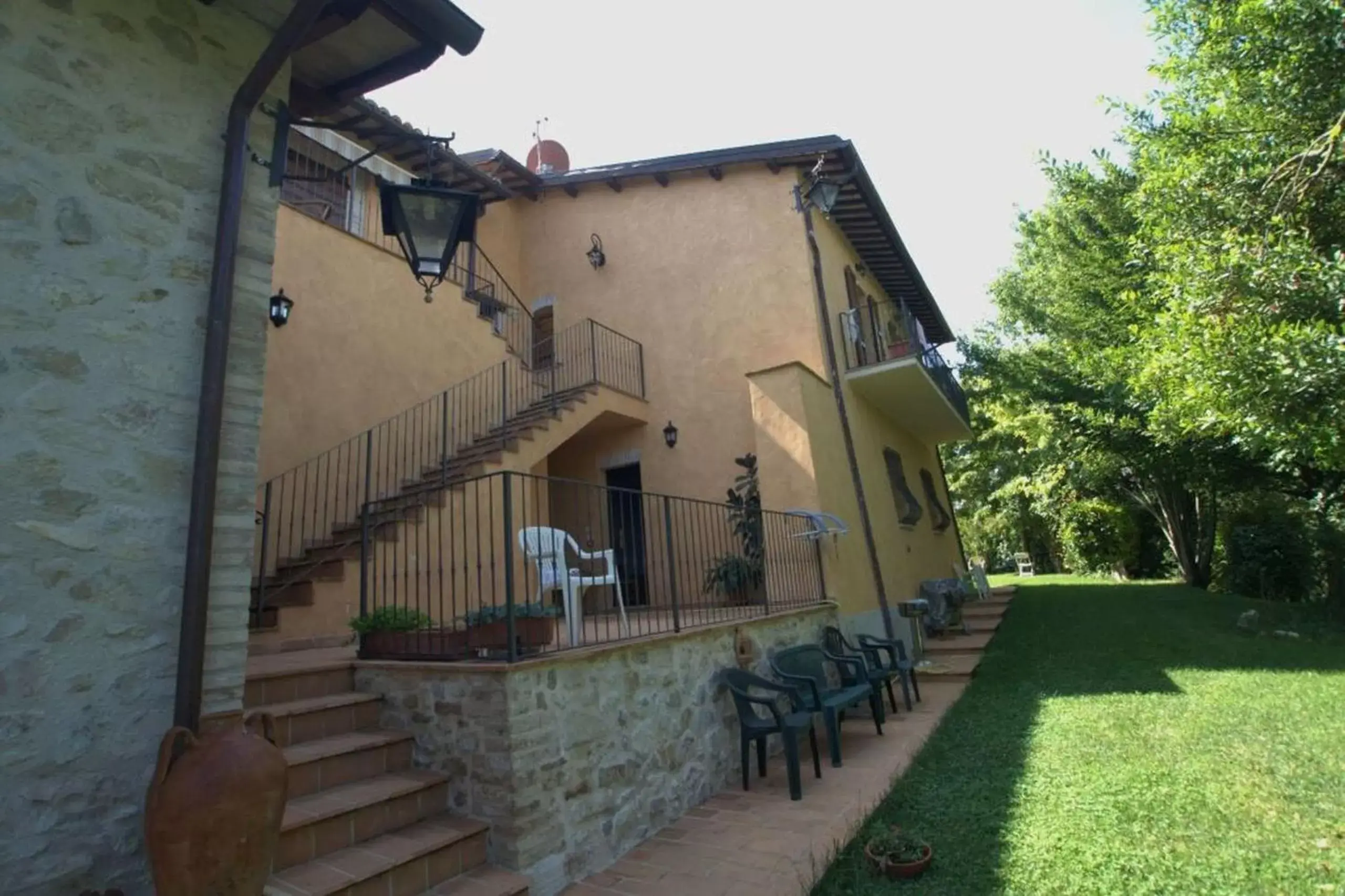Facade/entrance, Property Building in Casale del Monsignore