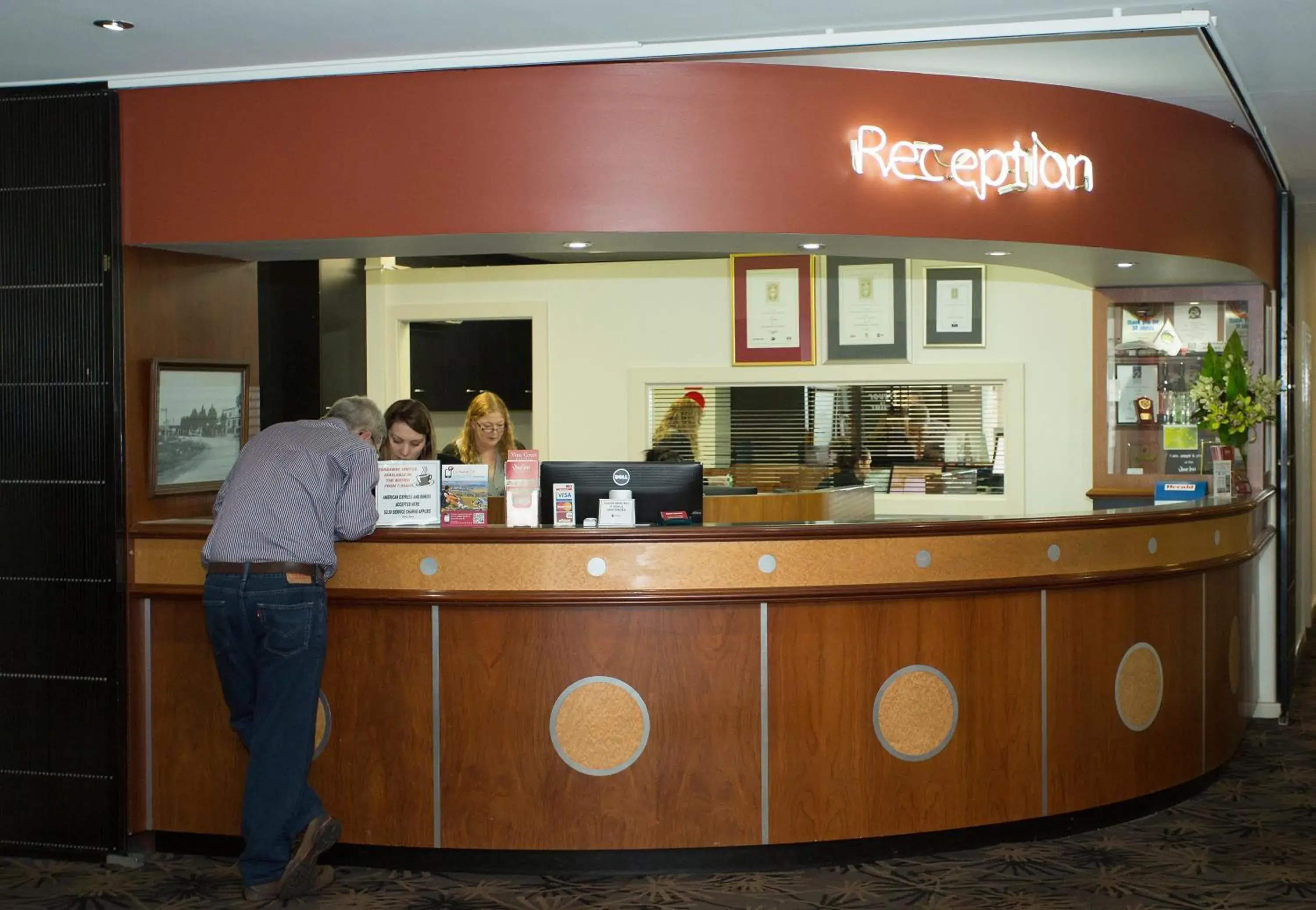 Lobby or reception in Vine Inn Barossa