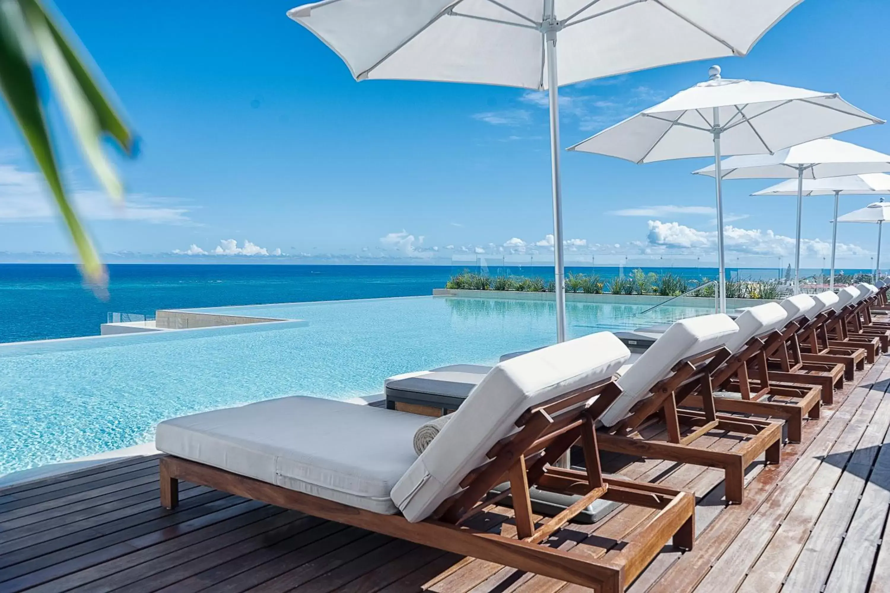 Pool view, Swimming Pool in The Fives Oceanfront