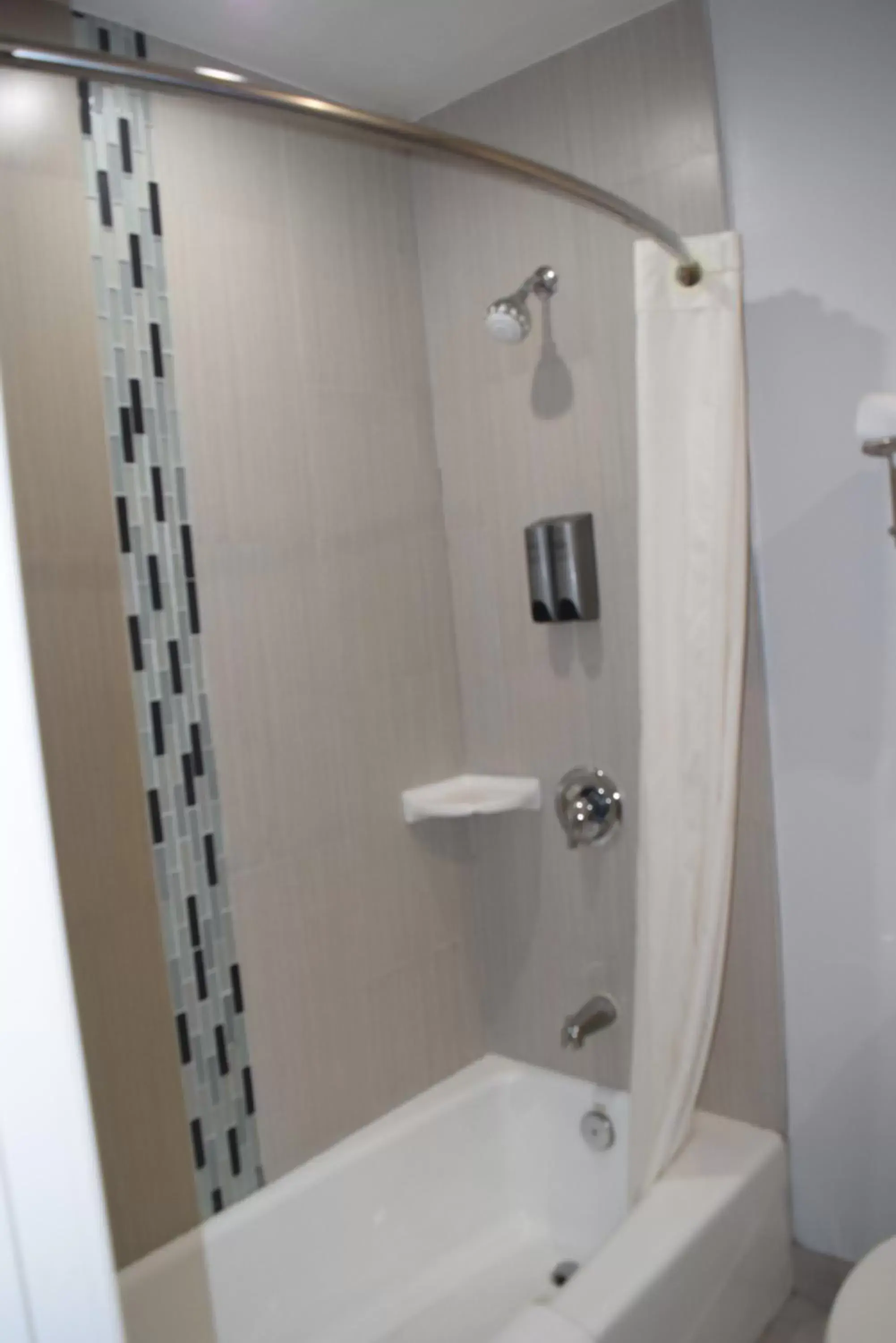 Shower, Bathroom in Deluxe Inn Hawthorne/ LAX
