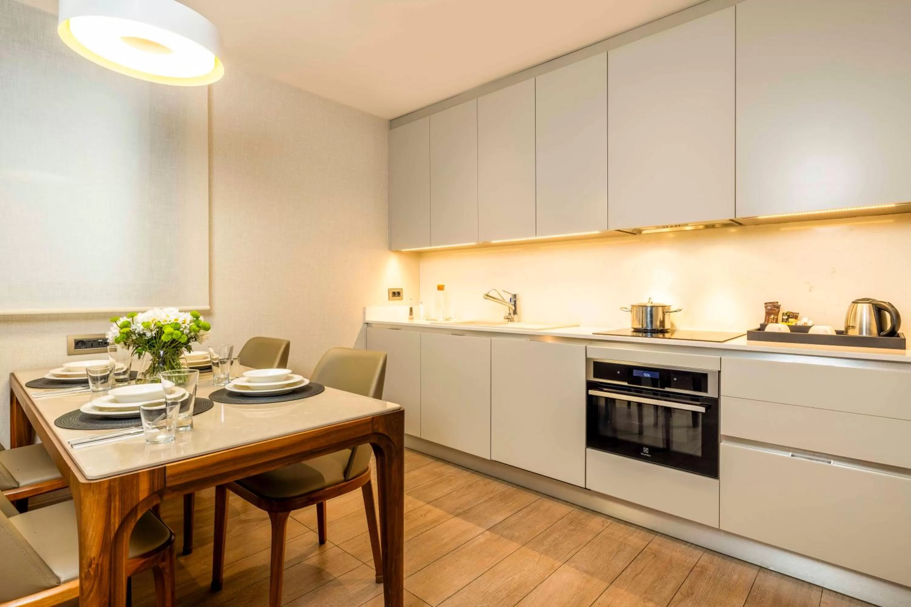 Kitchen or kitchenette in Tzl Suites Hotel Nişantaşı