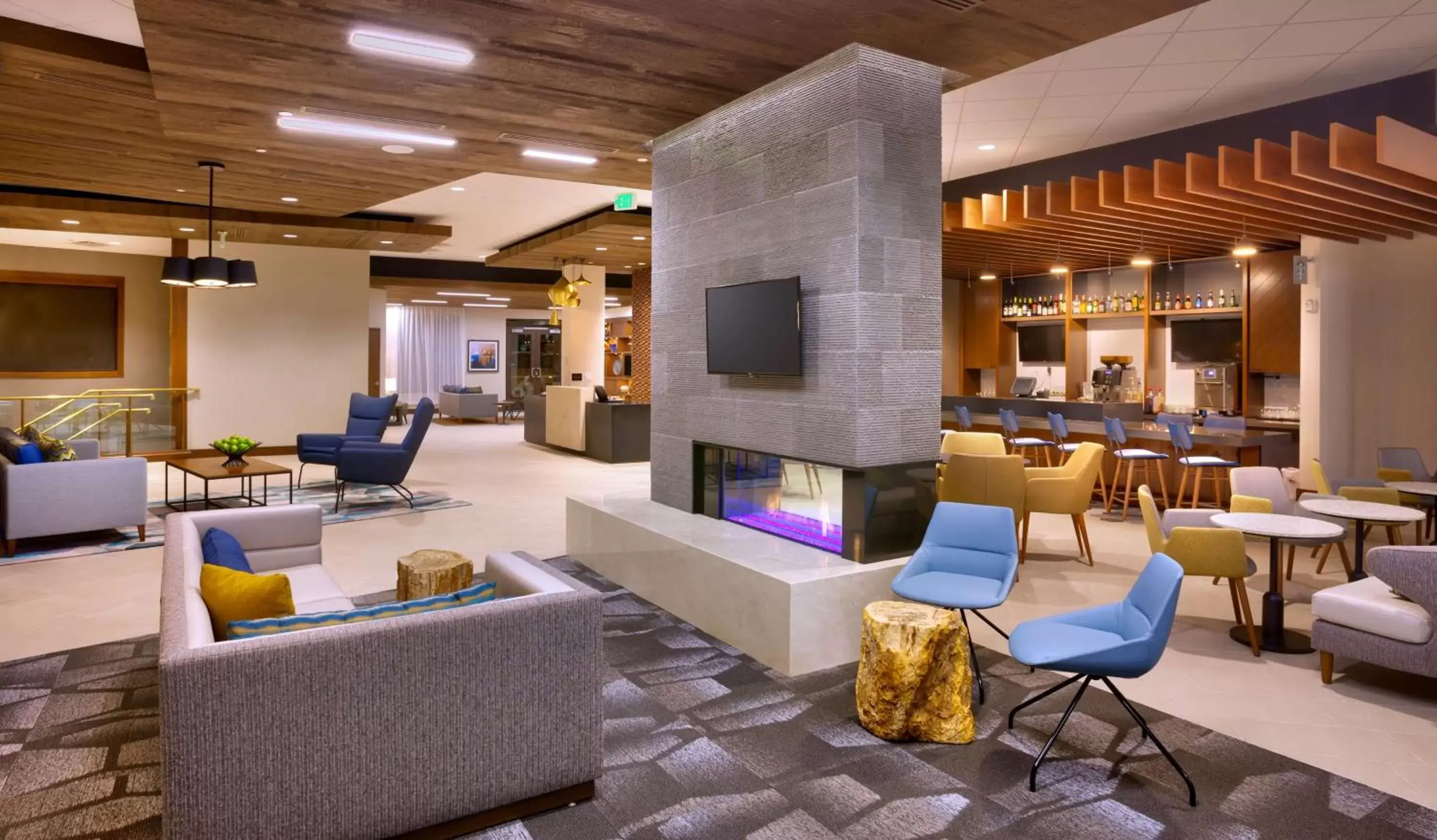 Lobby or reception, Lounge/Bar in Hyatt Place Salt Lake City Farmington Station Park