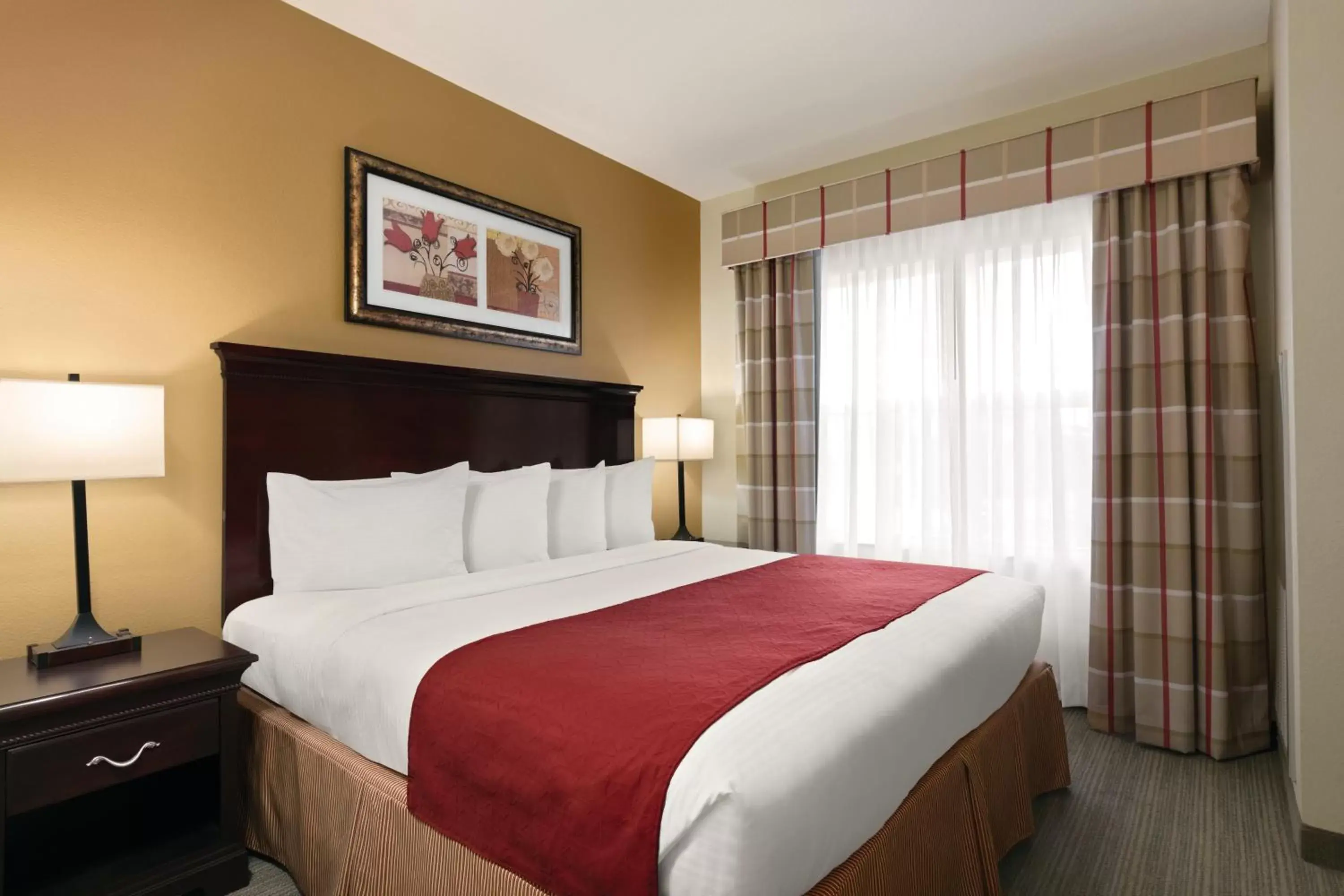 Bedroom, Bed in Country Inn & Suites by Radisson, Tampa Airport North, FL