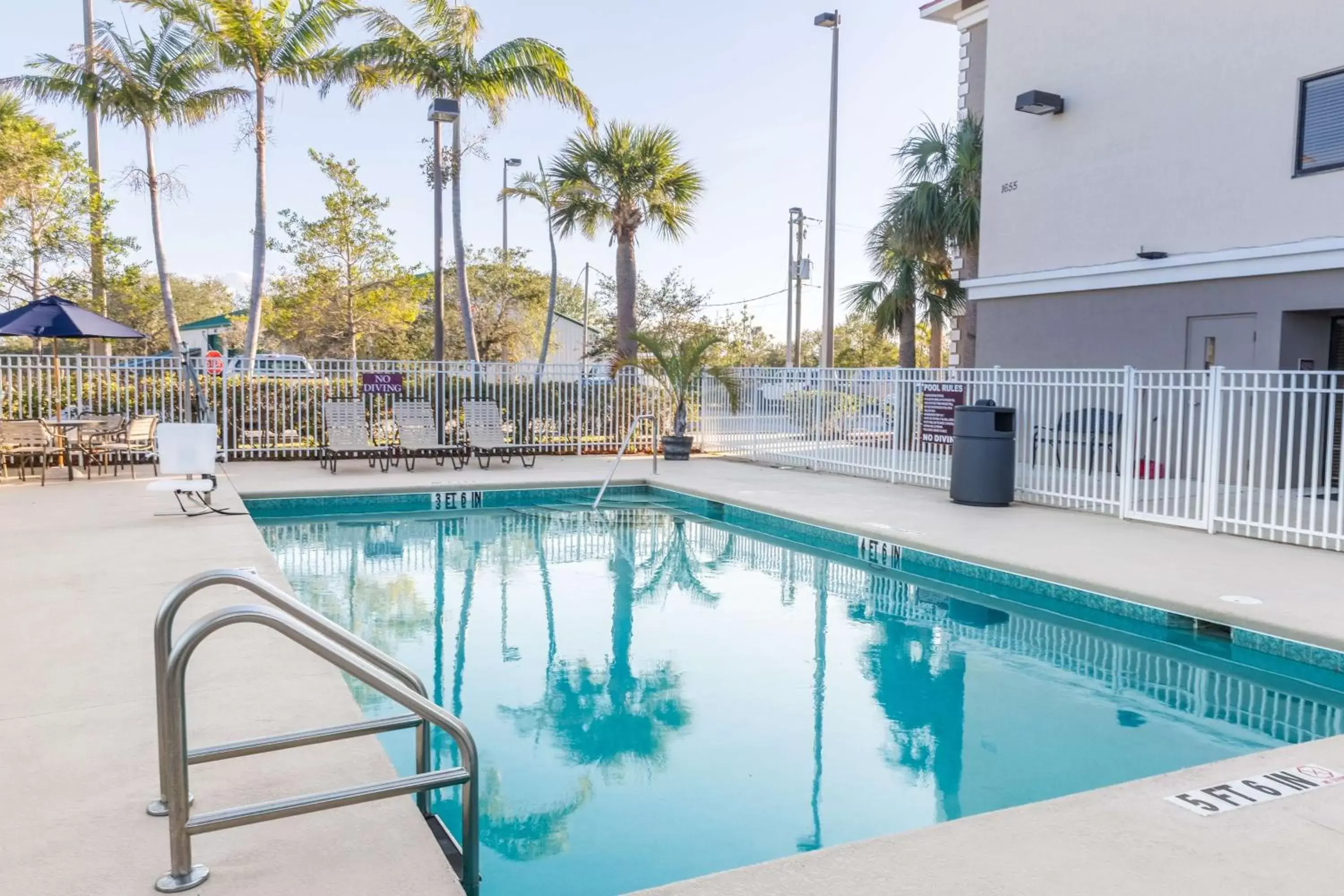 On site, Swimming Pool in Best Western Plus Sebastian Hotel & Suites