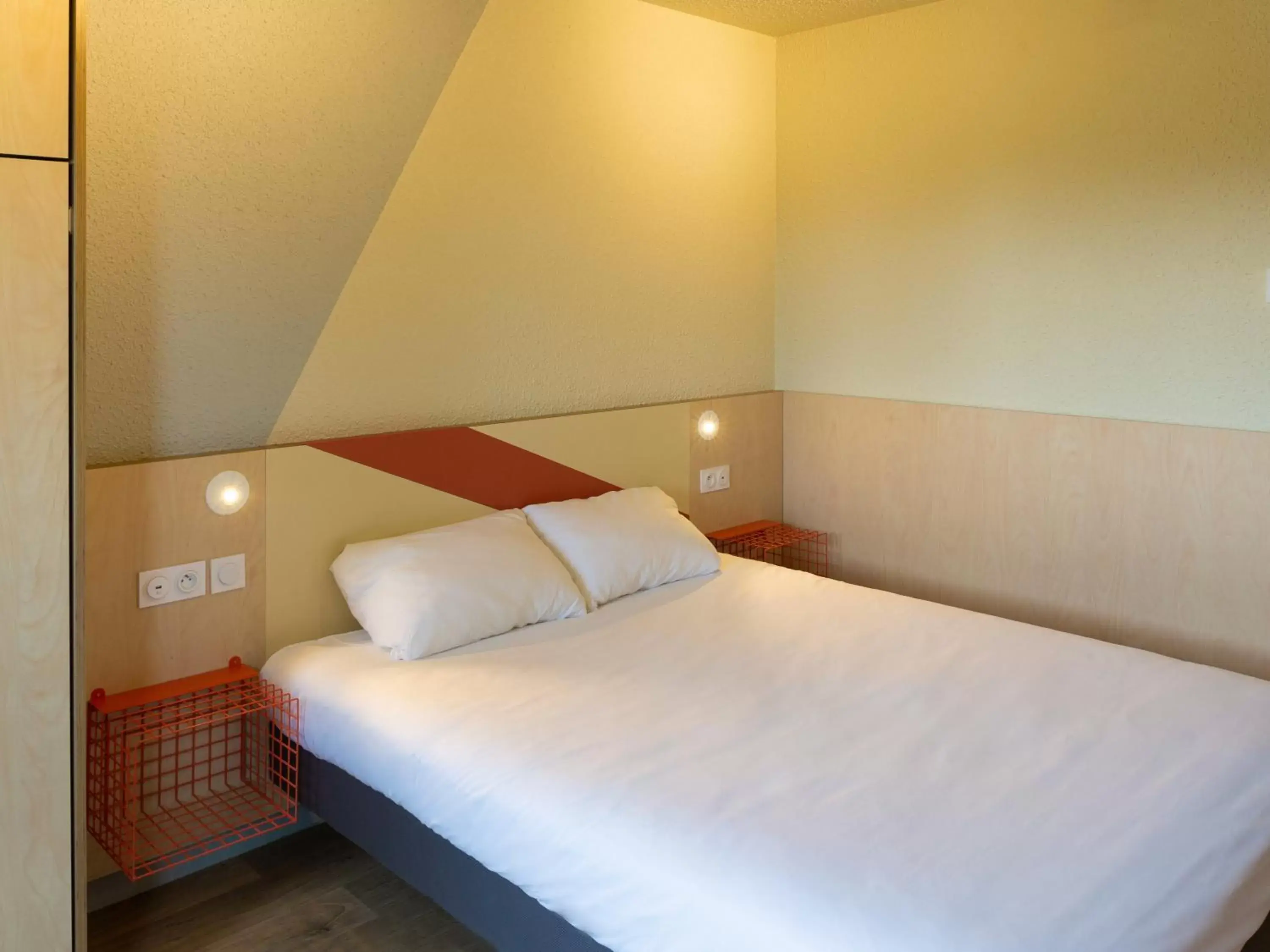 Bed in ibis budget Tours Sud
