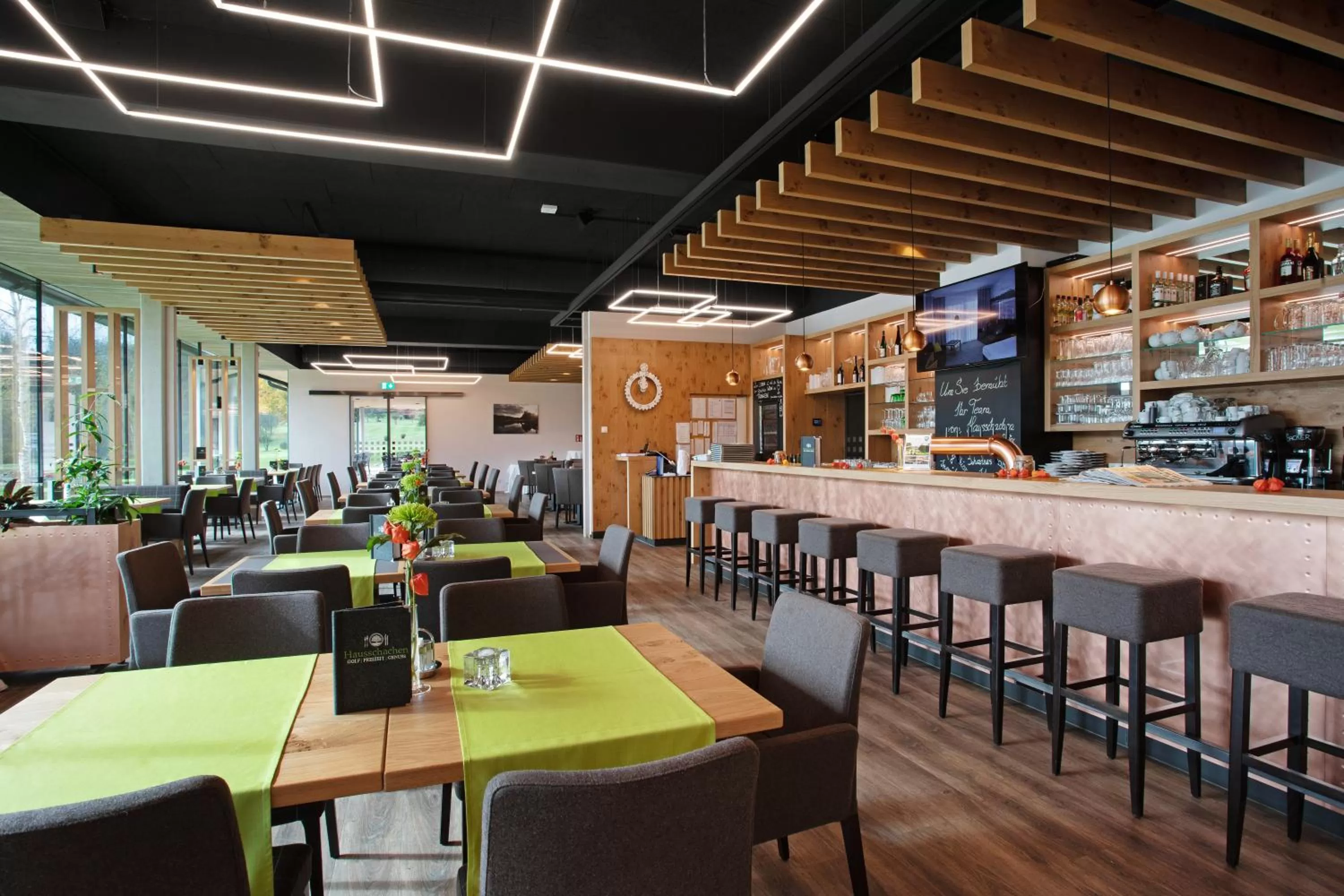 Restaurant/places to eat in Hotel Hausschachen