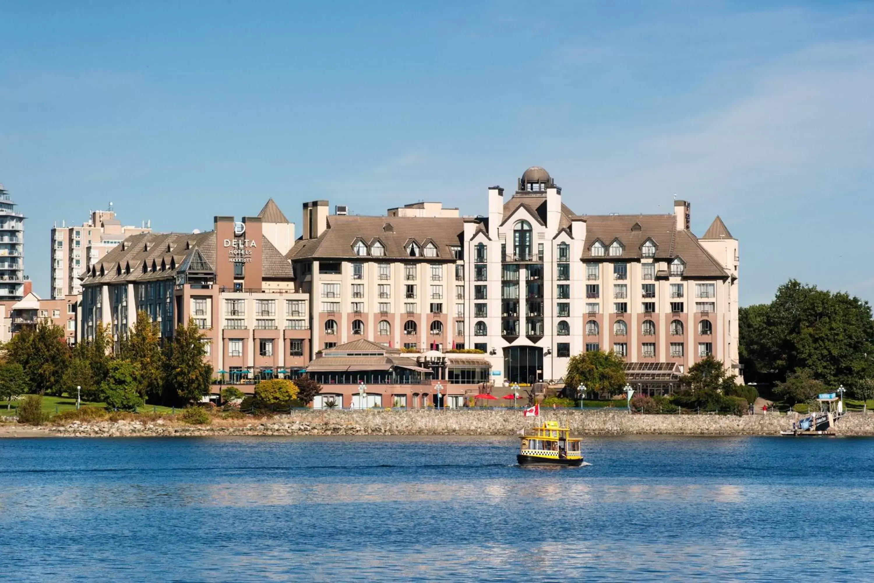 Property Building in Delta Hotels by Marriott Victoria Ocean Pointe Resort