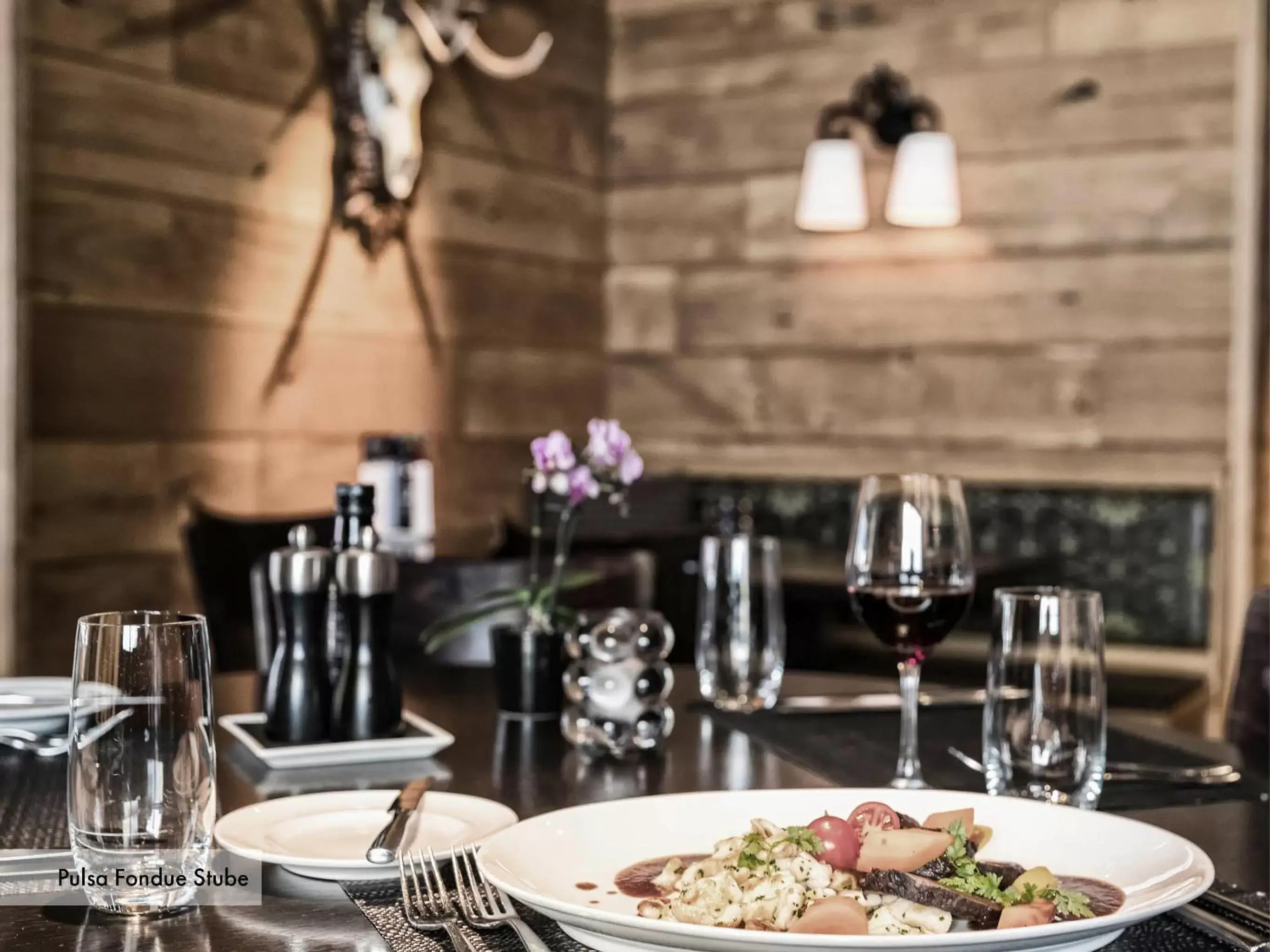 Restaurant/places to eat in Grischa - Das Hotel Davos Restaurant/places to eat in Grischa - Das Hotel Davos