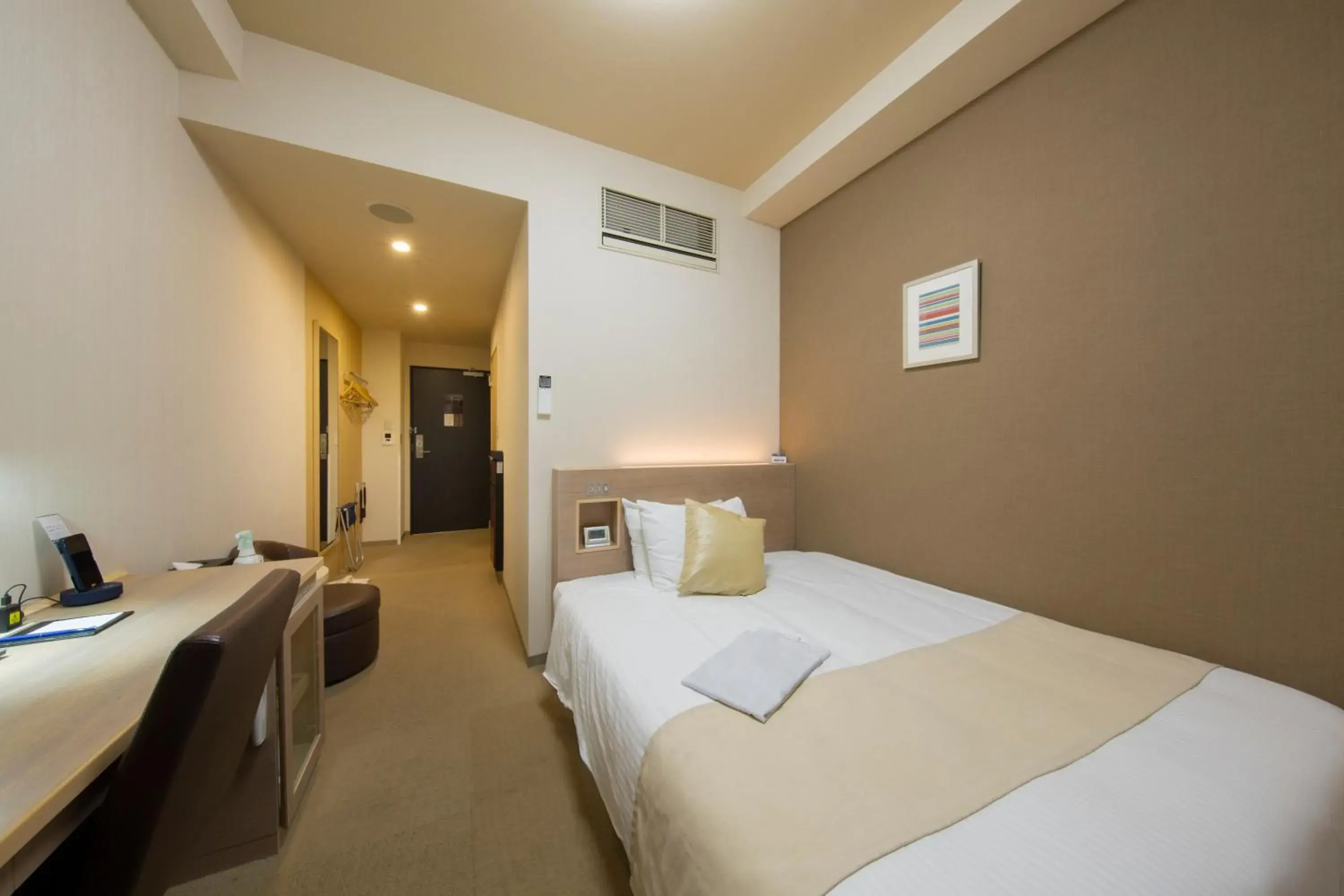 Photo of the whole room, Bed in Shizutetsu Hotel Prezio Numazu Photo of the whole room, Bed in Shizutetsu Hotel Prezio Numazu