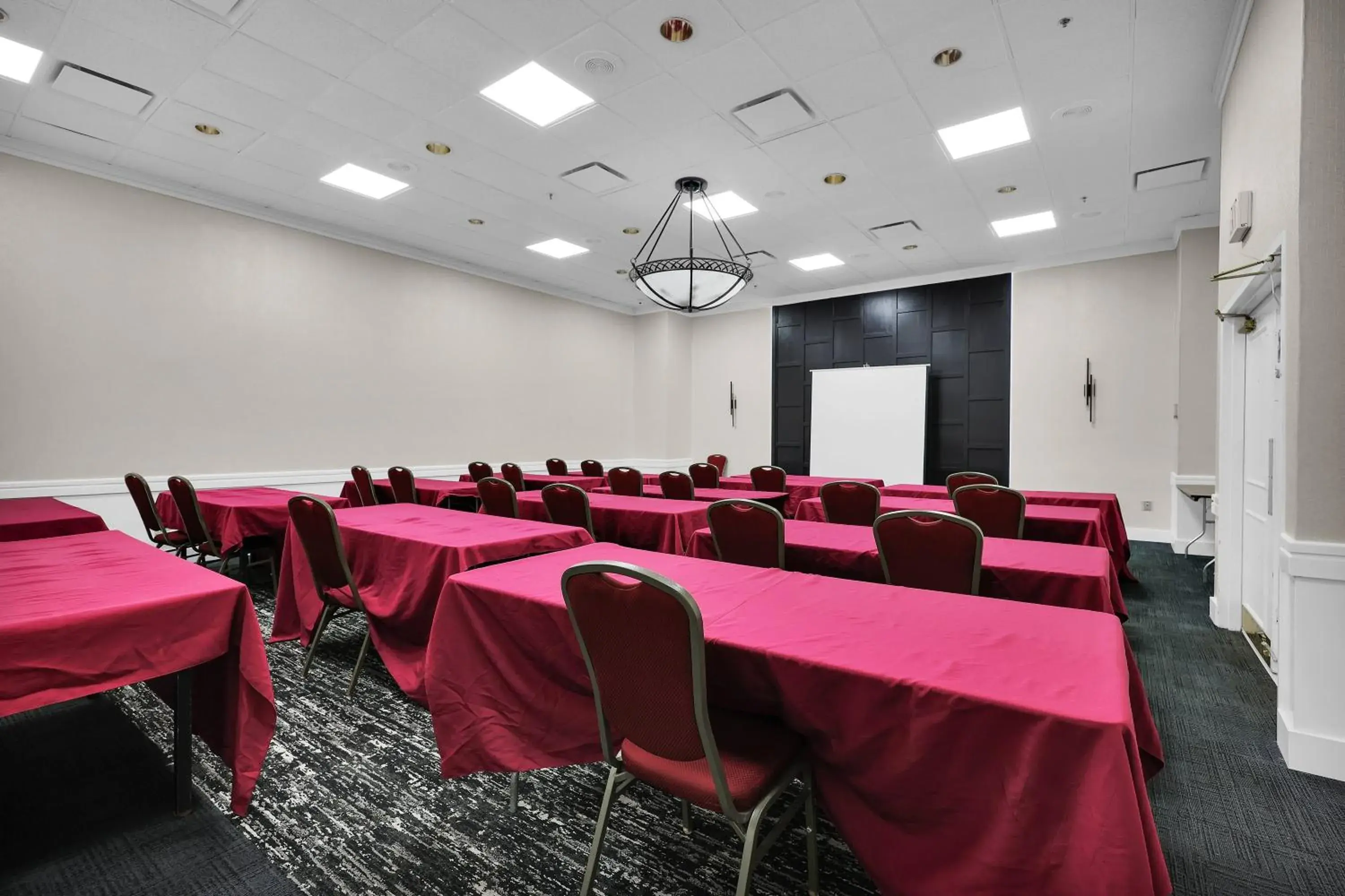 Banquet/Function facilities in Ramada by Wyndham Jacksonville I-95 by Butler Blvd
