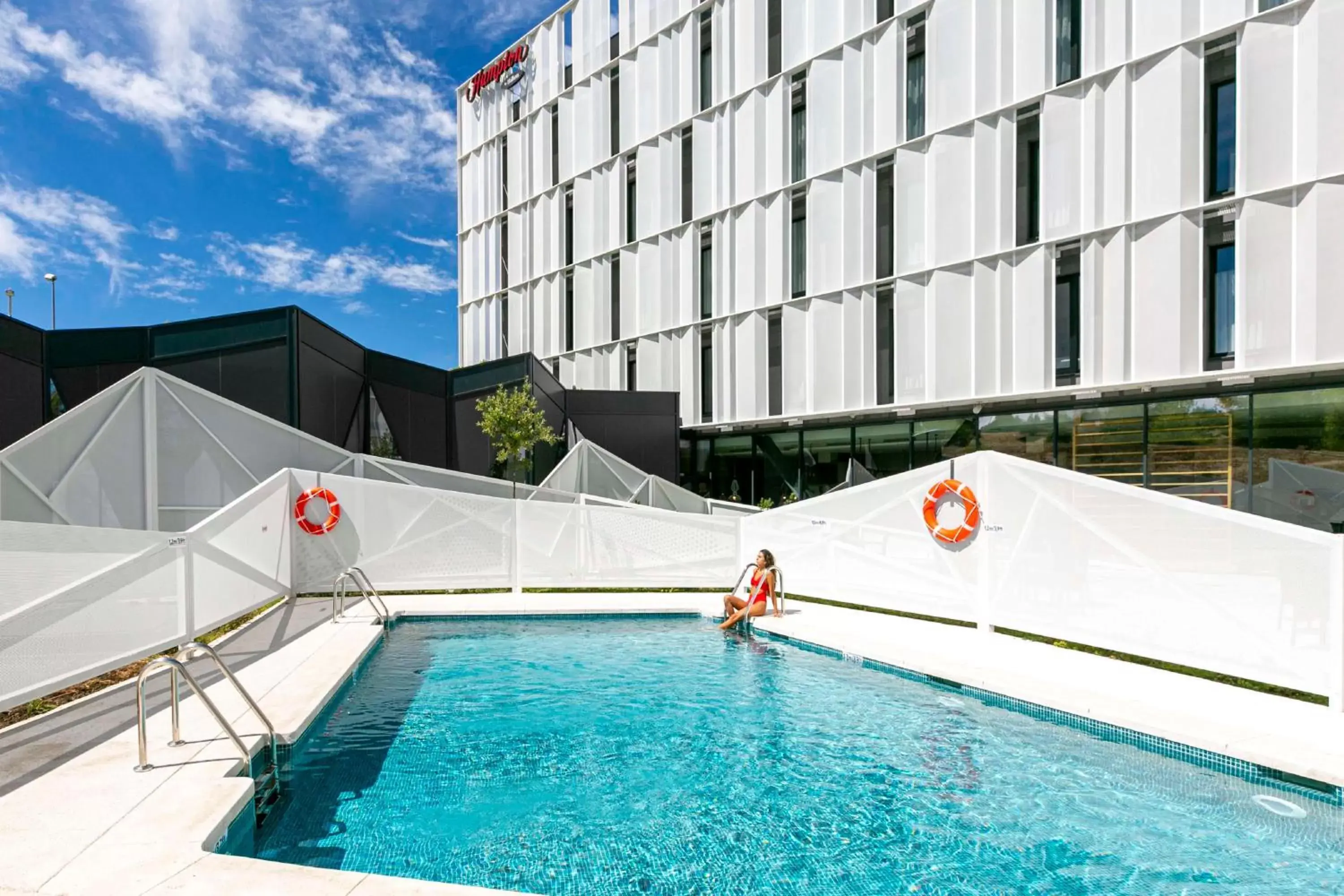 Pool view, Swimming Pool in Hampton By Hilton Alcobendas Madrid