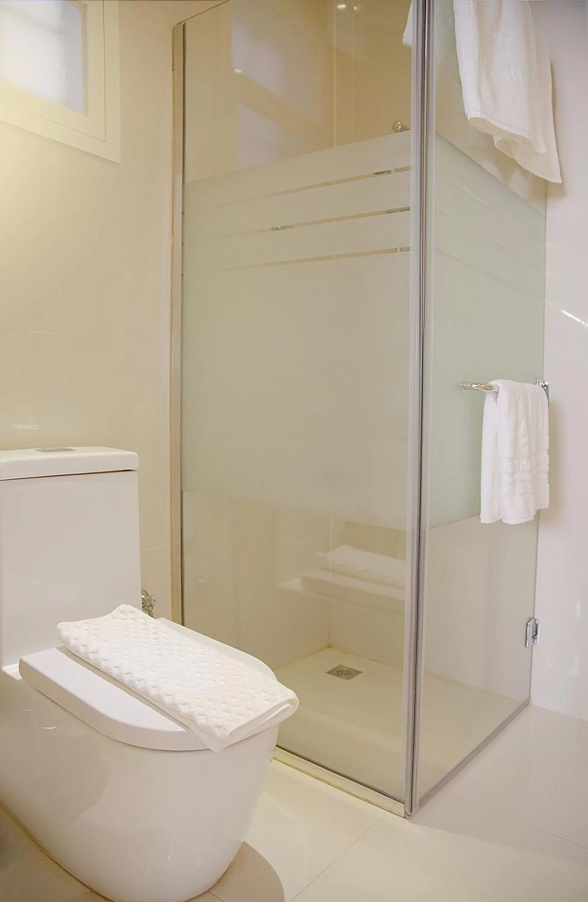 Bathroom in Rafa Homes - Al Falah