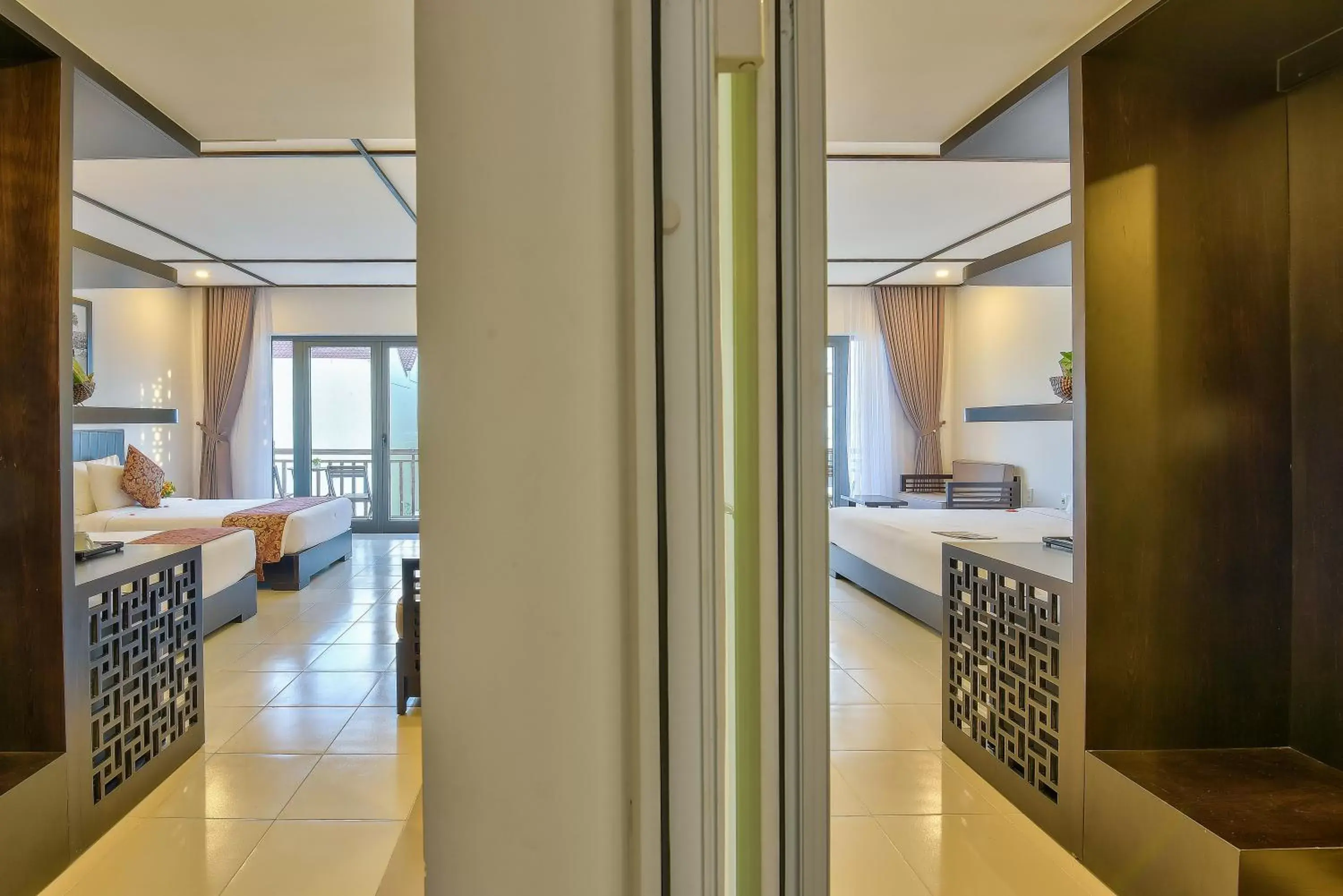 Photo of the whole room, Kitchen/Kitchenette in Golden Pearl Hoi An Hotel