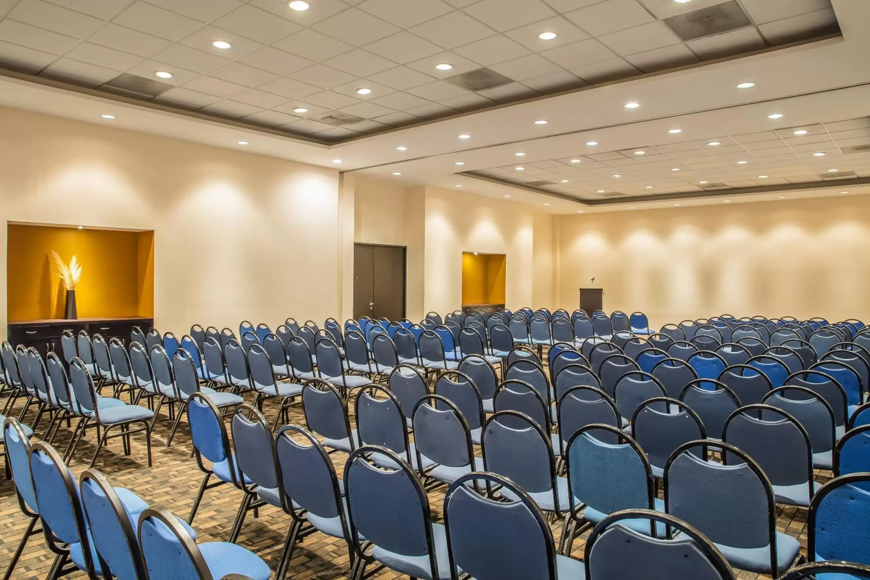 Meeting/conference room in Fiesta Inn Oaxaca