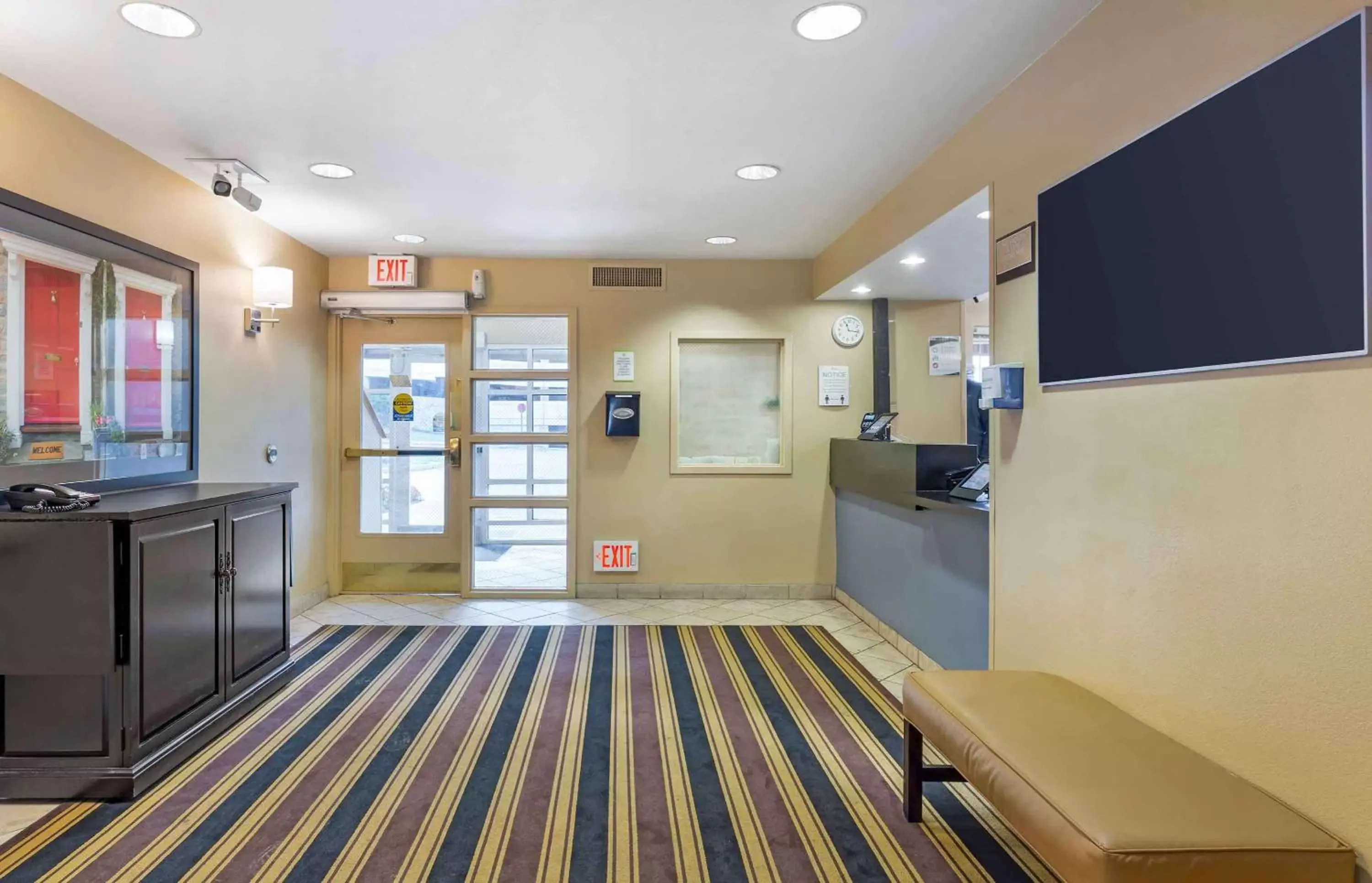 Lobby or reception in Extended Stay America Suites - Boston - Waltham - 32 4th Ave