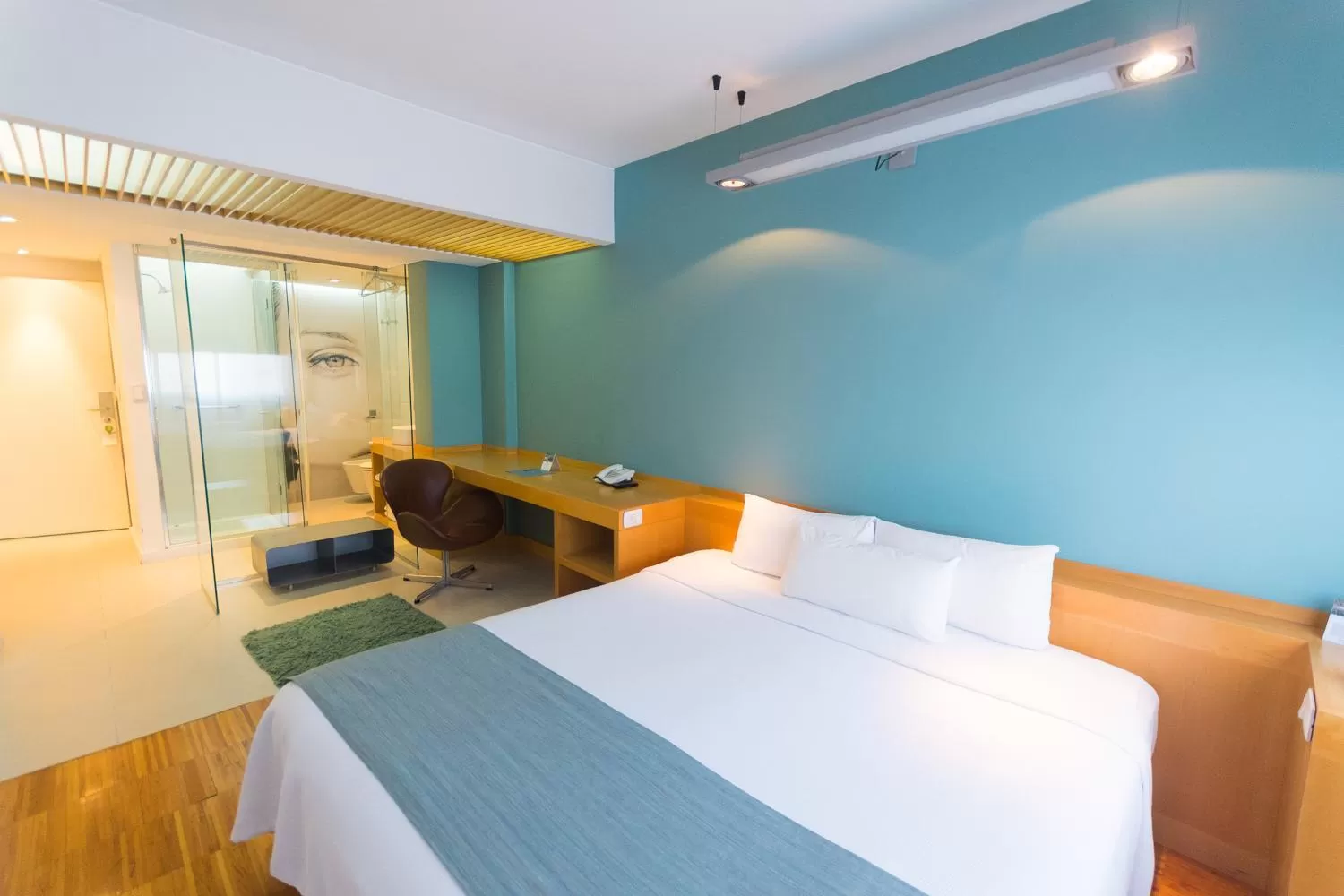 Bed, Room Photo in Rochester Hotel M