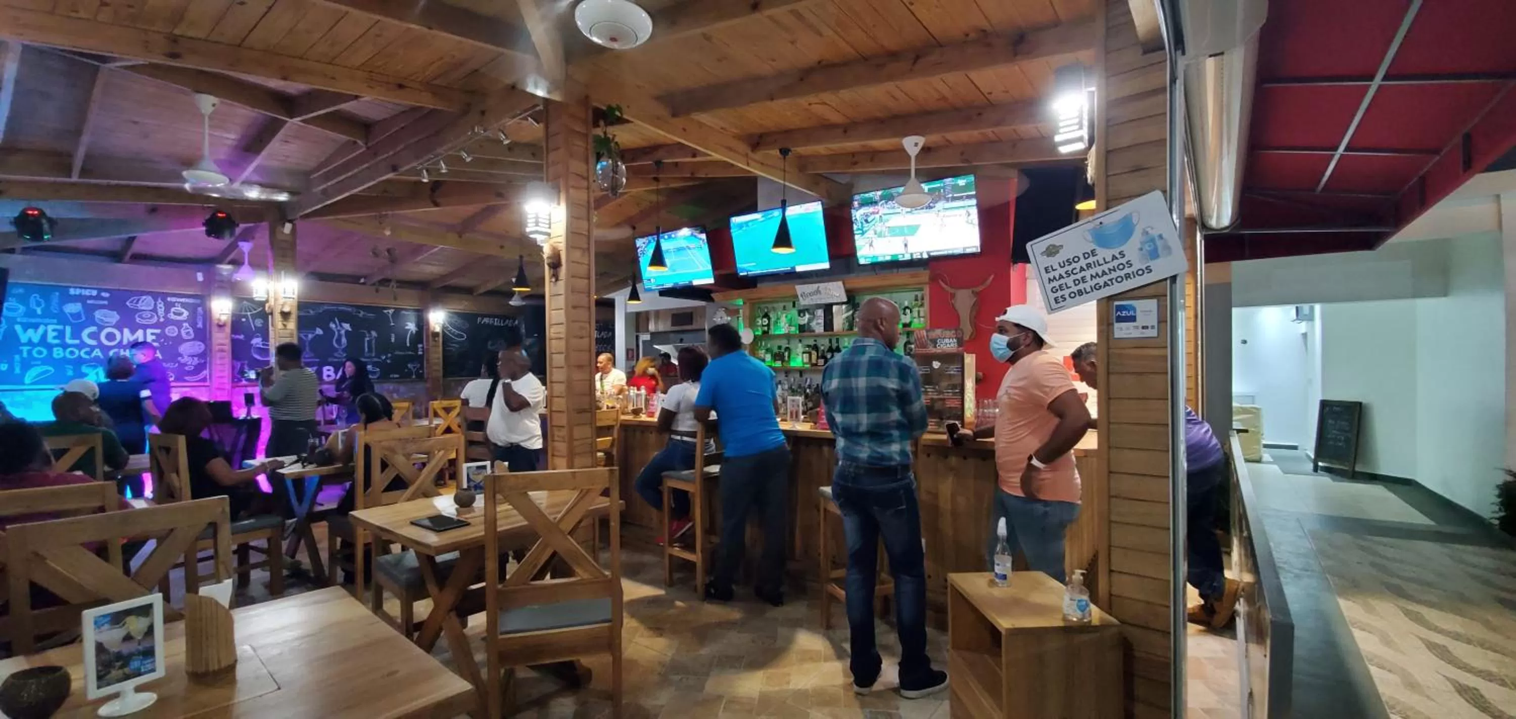 Nightclub / DJ in Boca Grande Hotel Suites