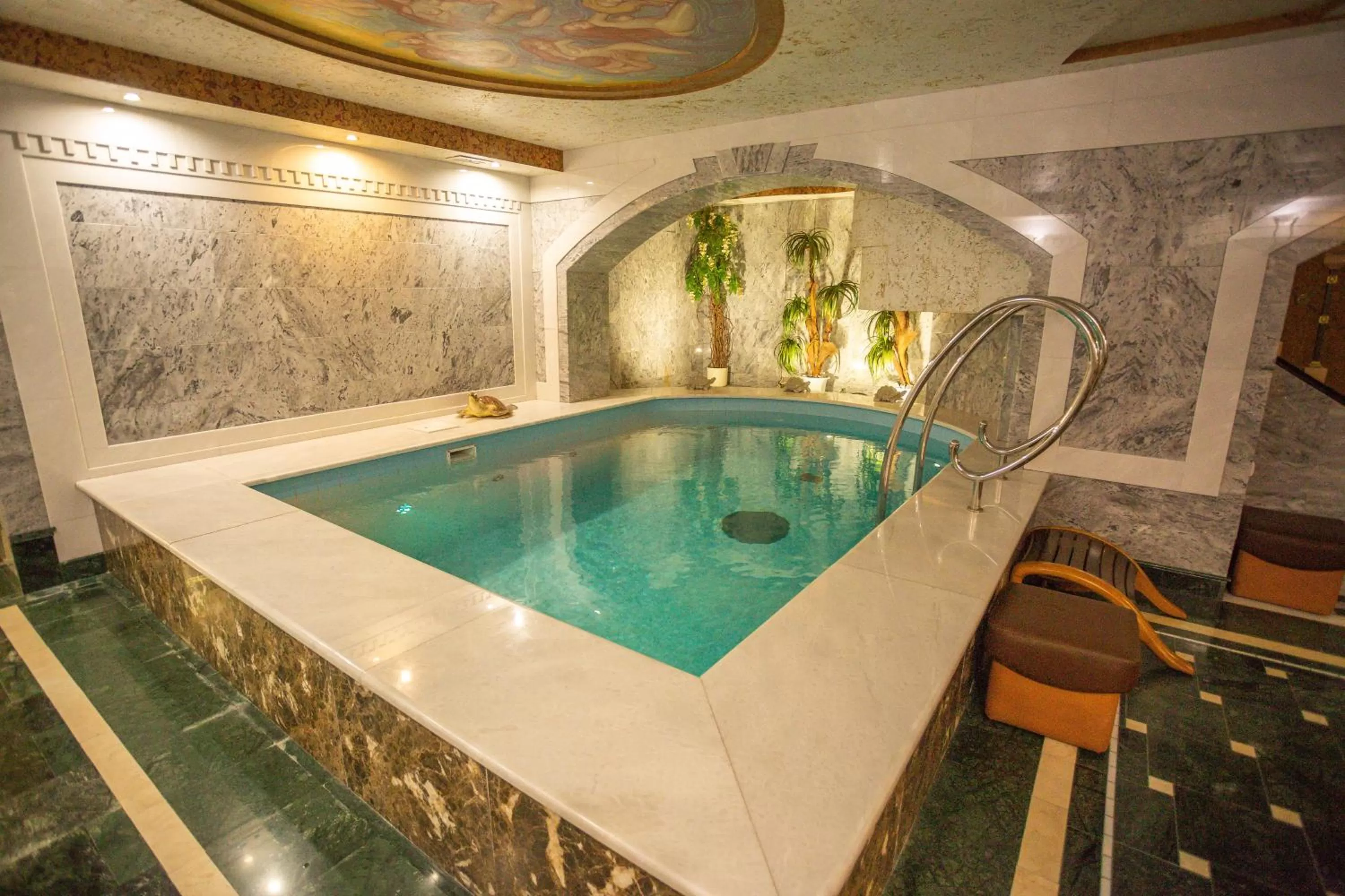 Property building in Hotel "Mandarin Clubhouse"