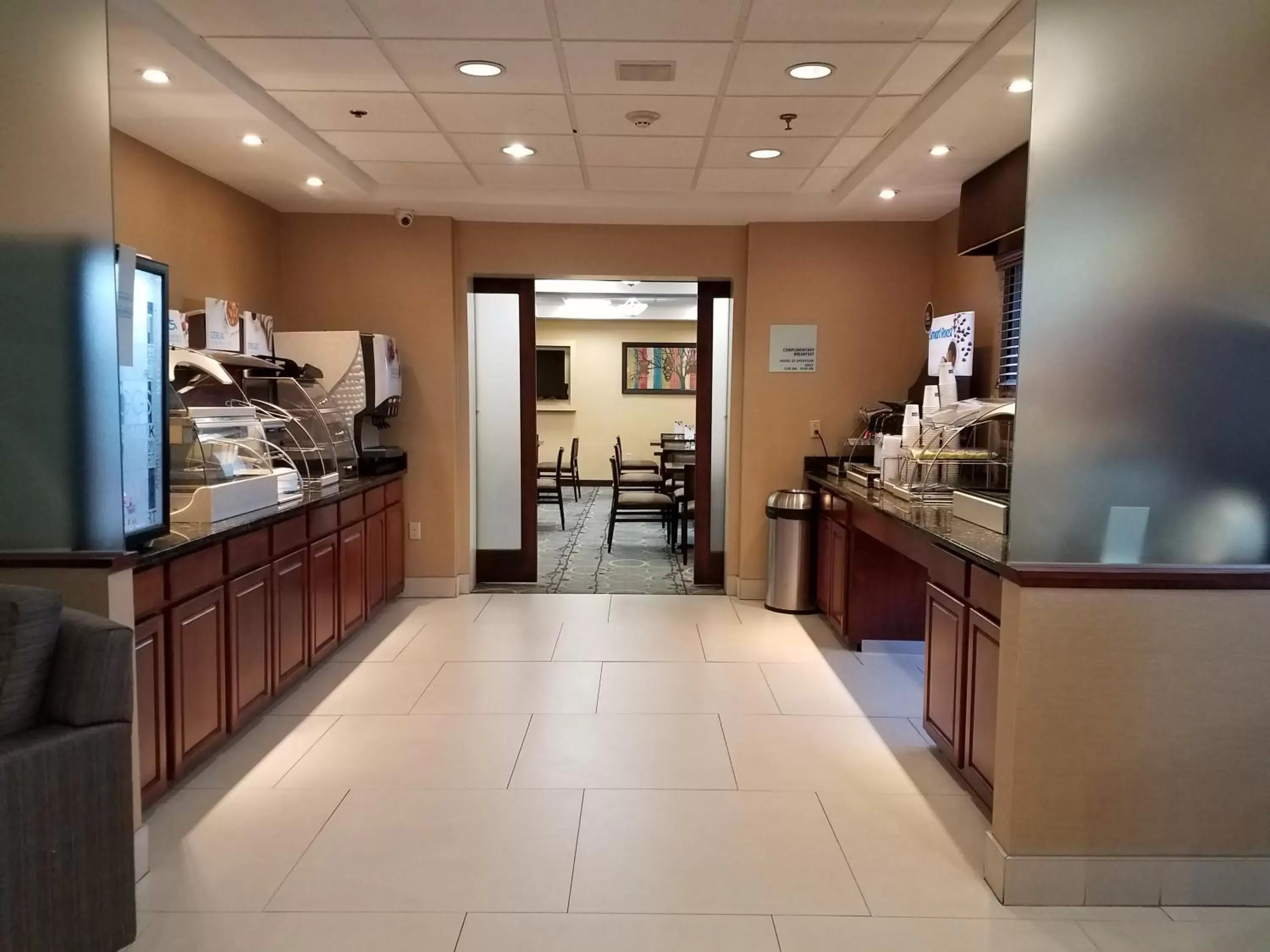 Breakfast, Lobby/Reception in Holiday Inn Express Hotel & Suites West Chester, an IHG Hotel