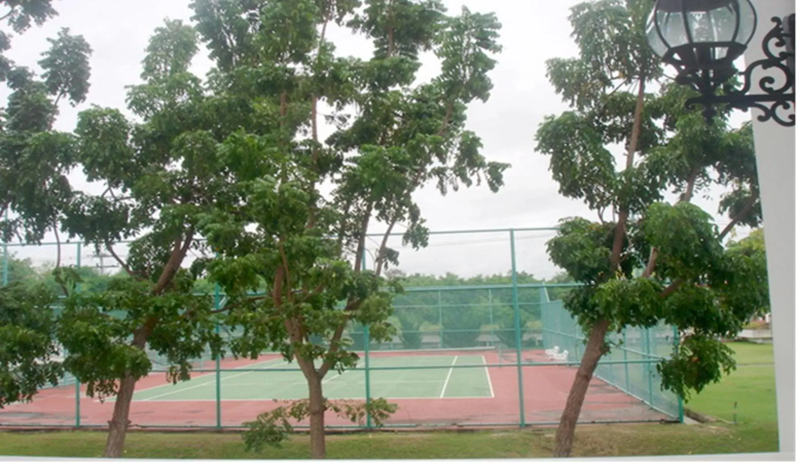 Tennis court, Tennis/Squash in Purimas Beach Hotel & Spa