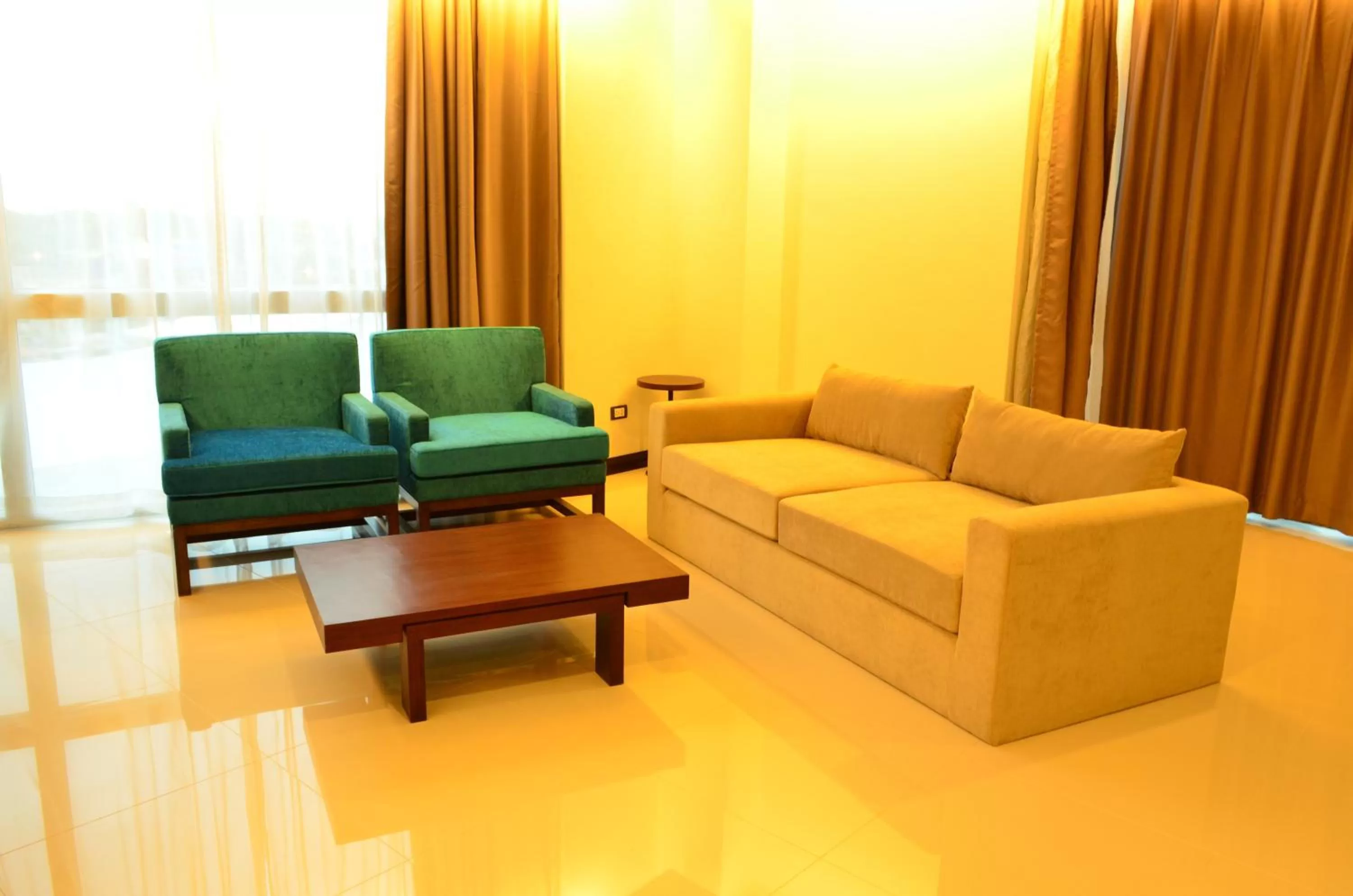 Day in 42C The Chic Hotel