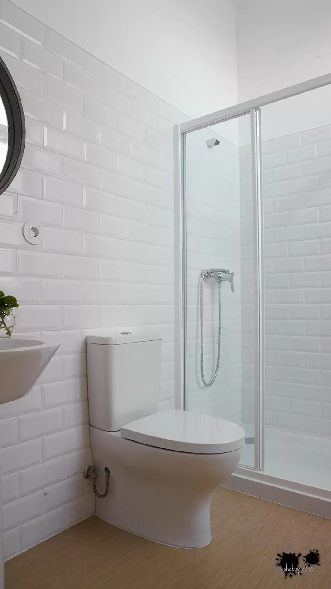 Toilet, Bathroom in República Guest House