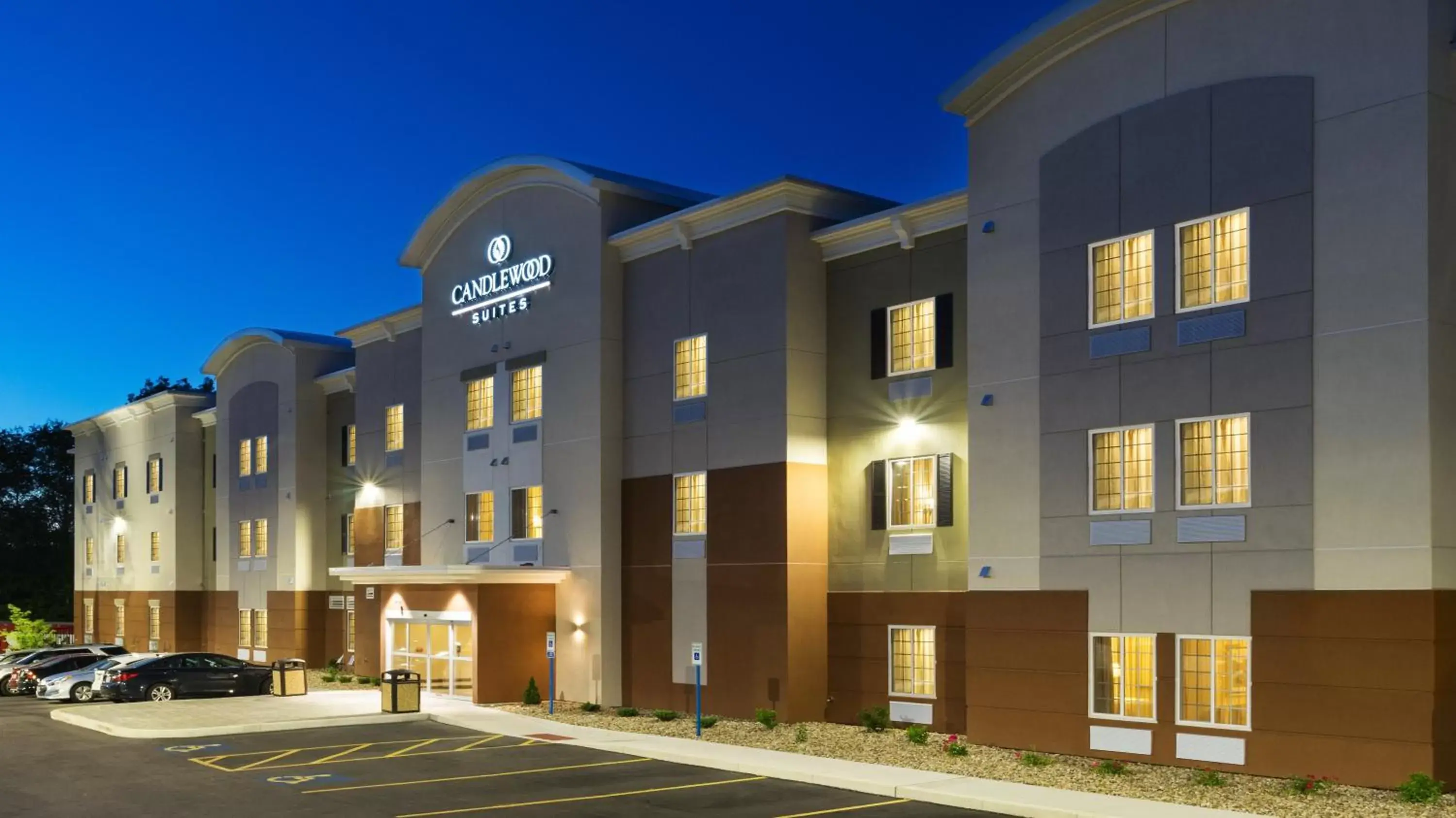 Property building in Candlewood Suites Grove City - Outlet Center, an IHG Hotel