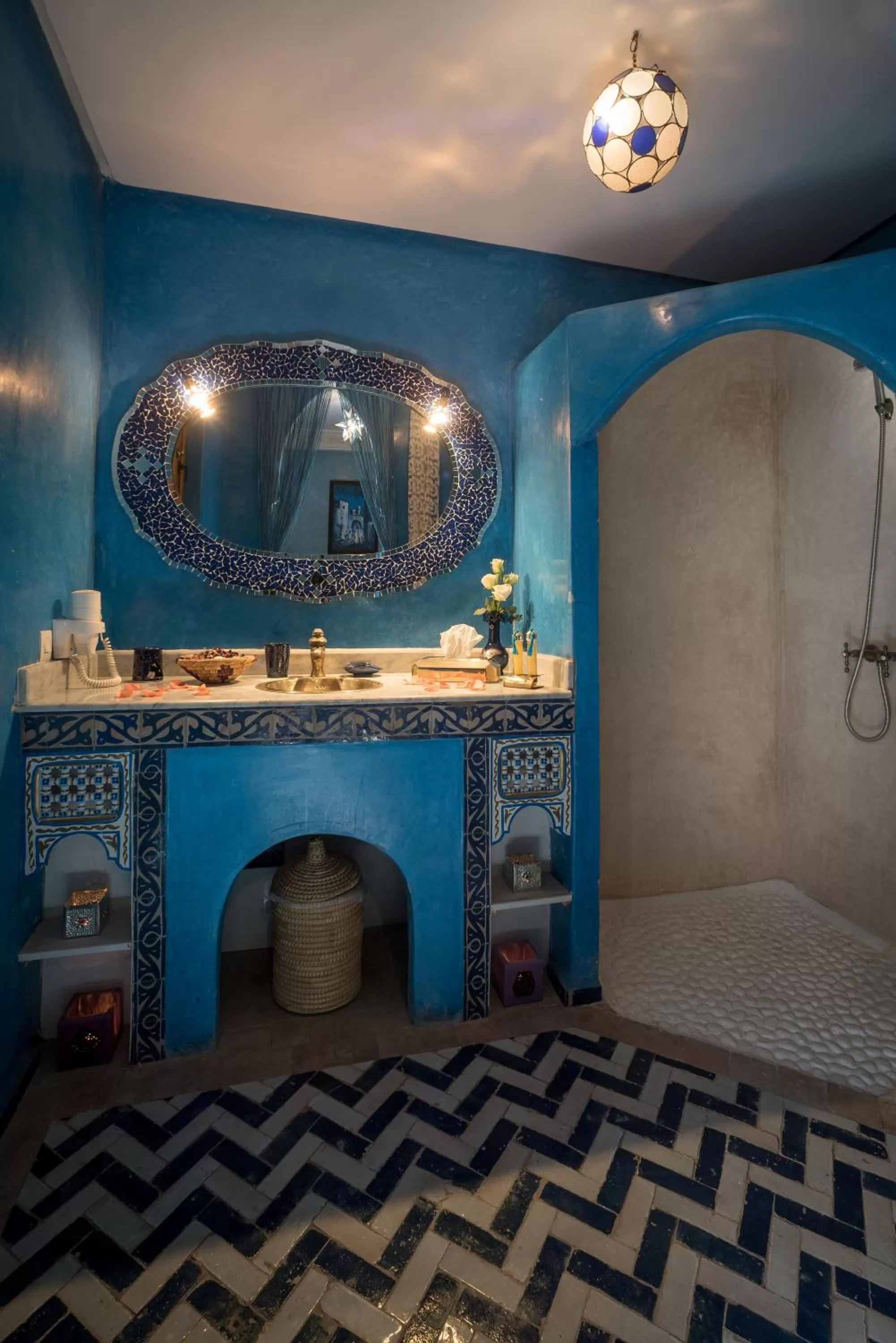 Shower in Riad Dar Attika