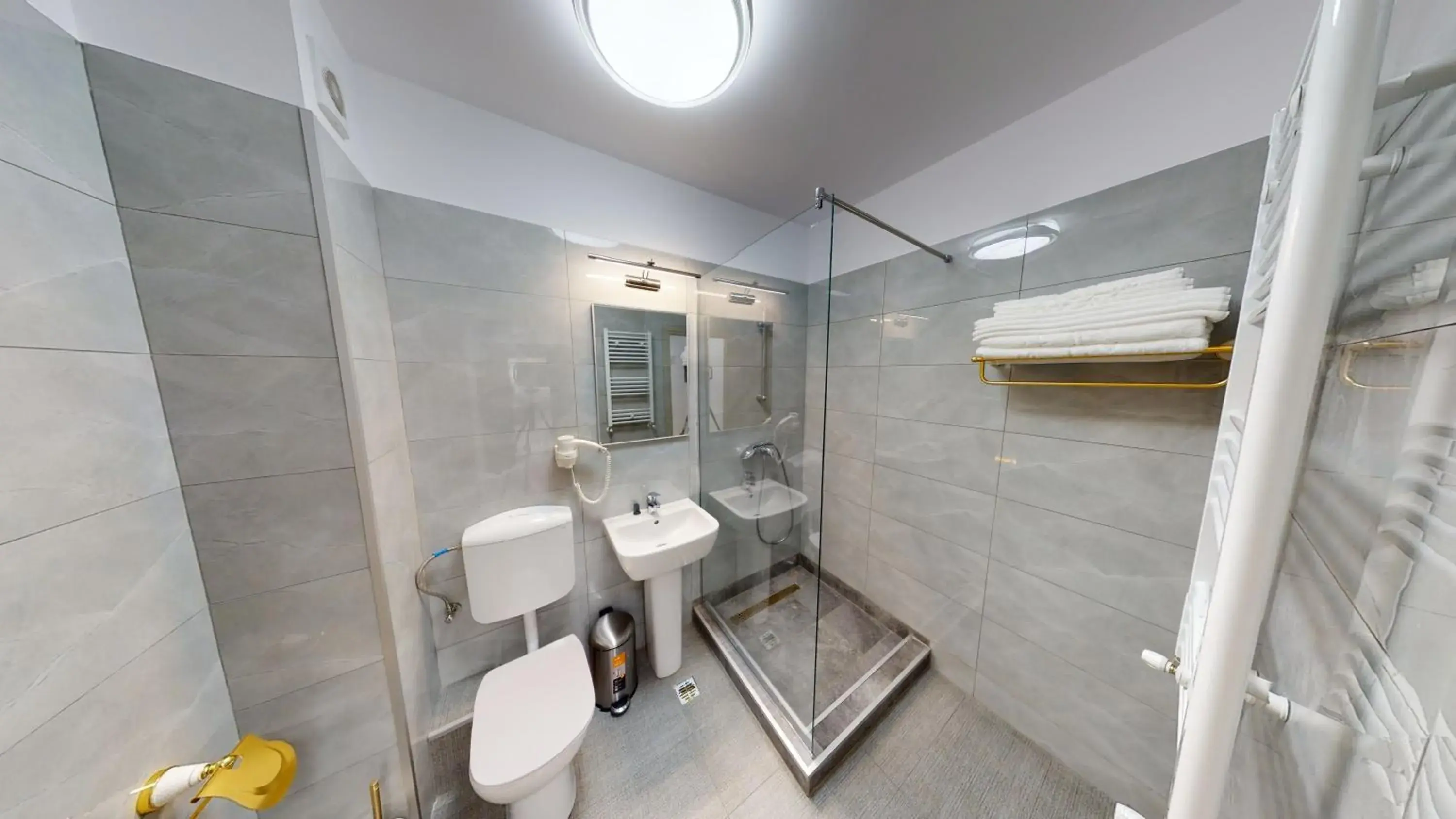 Bathroom in Le Blanc ApartHotel
