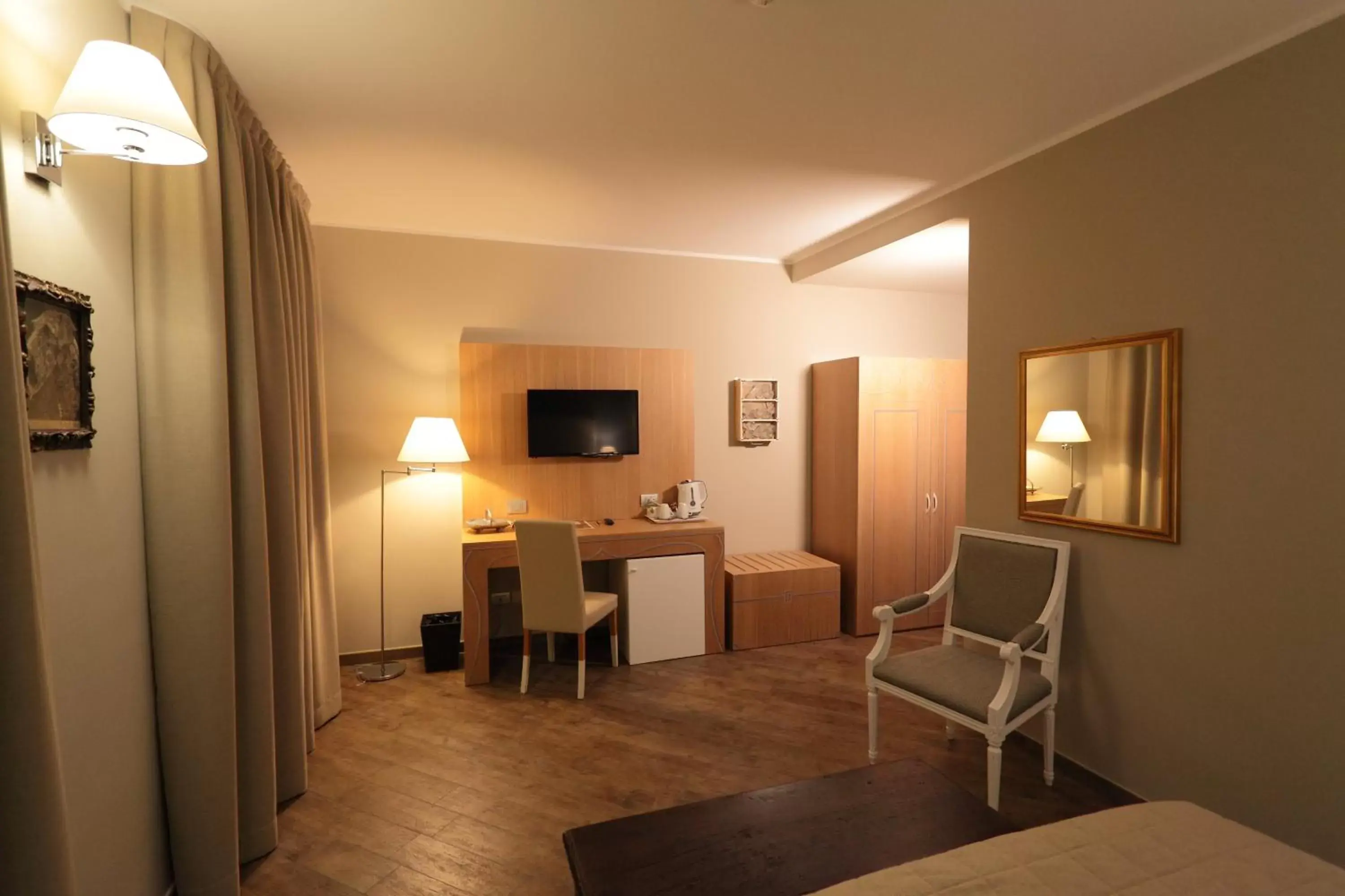 Bedroom, Seating Area in Hotel Monteverde