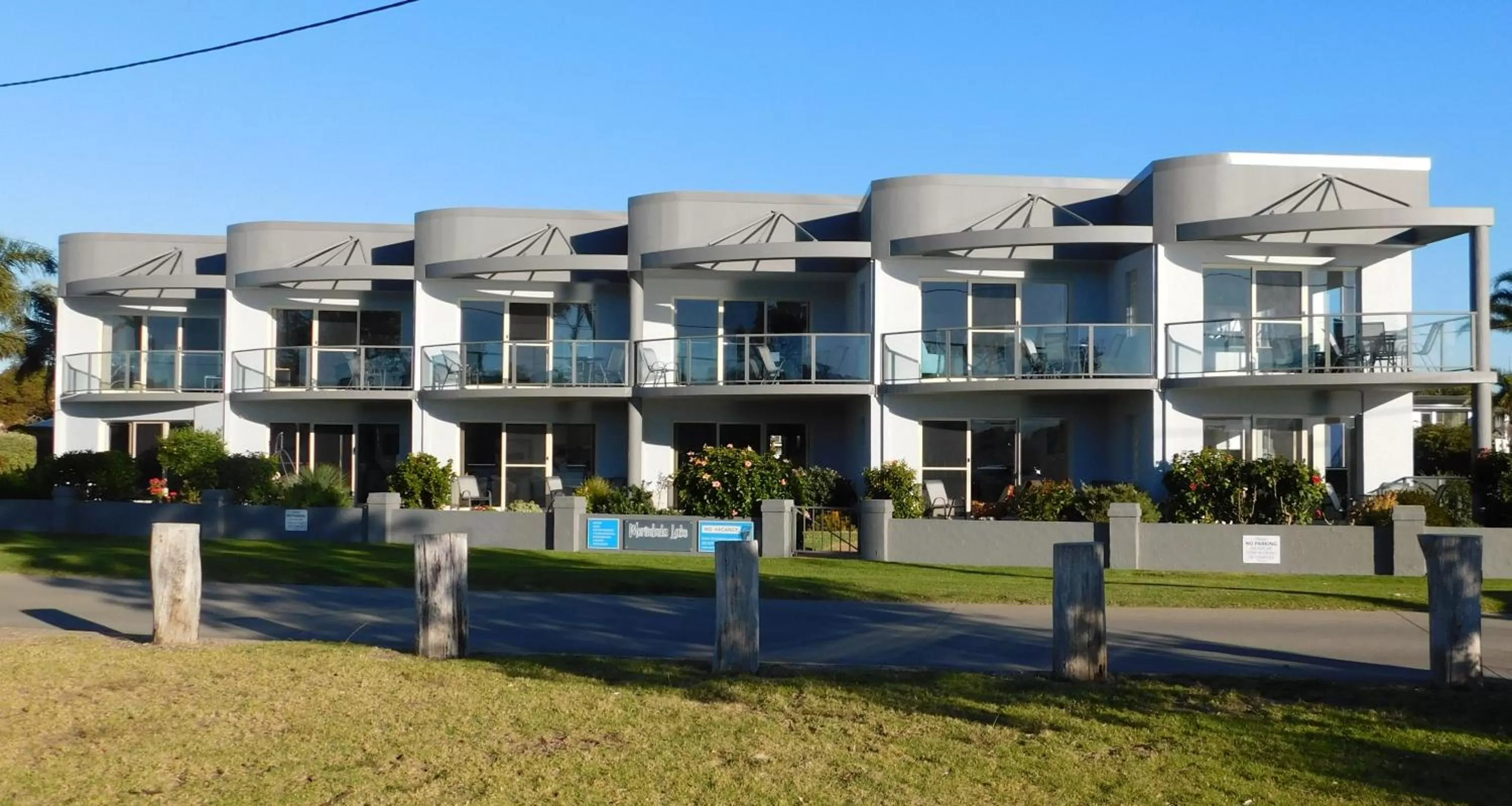 Property building in Merimbula Lake Apartments