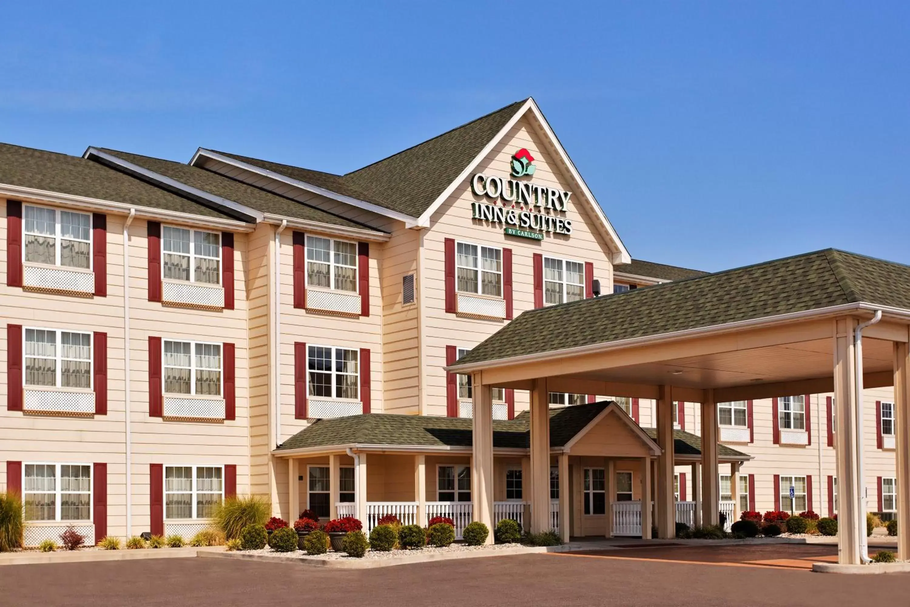 Facade/entrance, Property Building in Country Inn & Suites by Radisson, Marion, IL