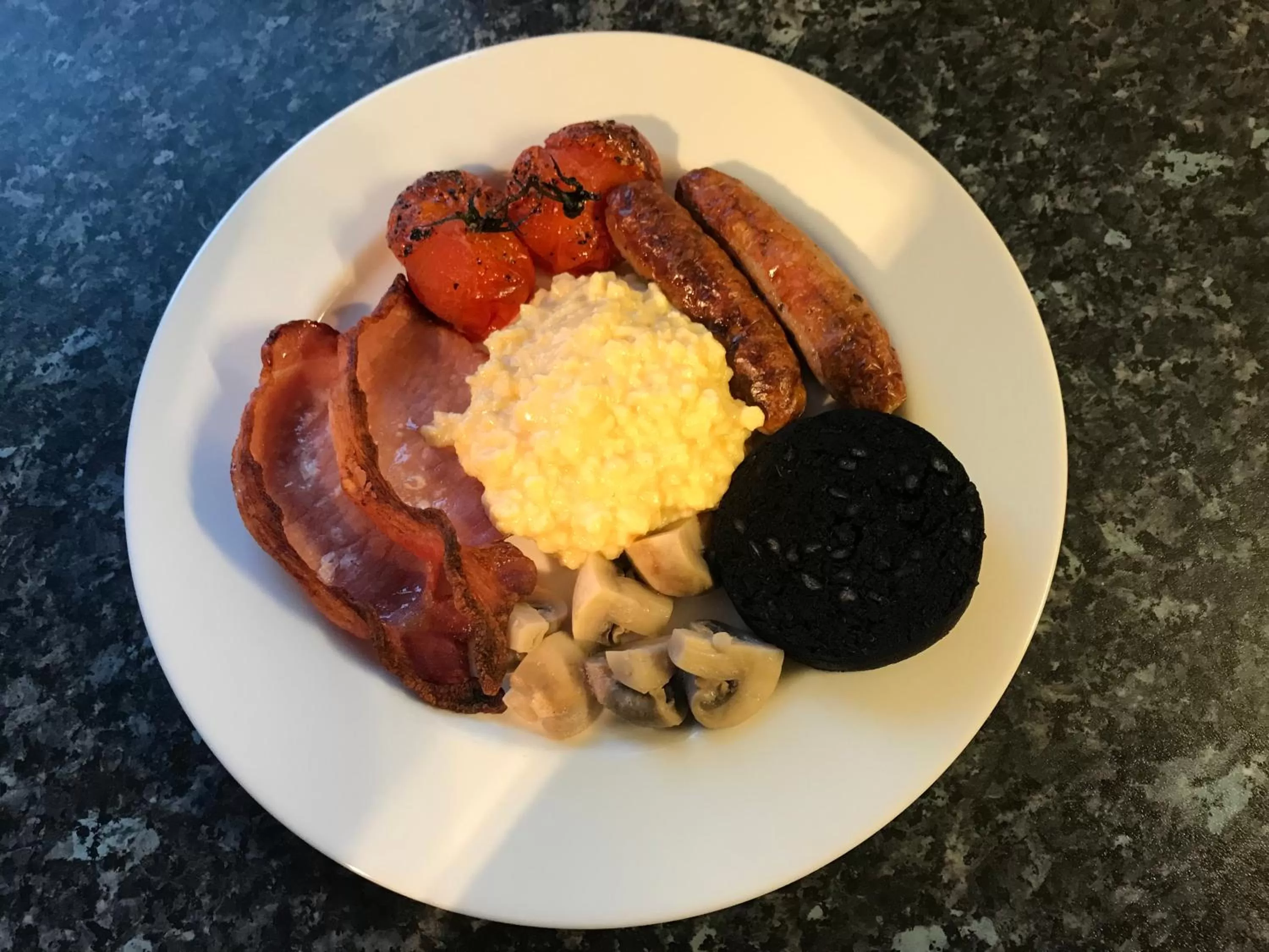 English/Irish breakfast in Dunelm House