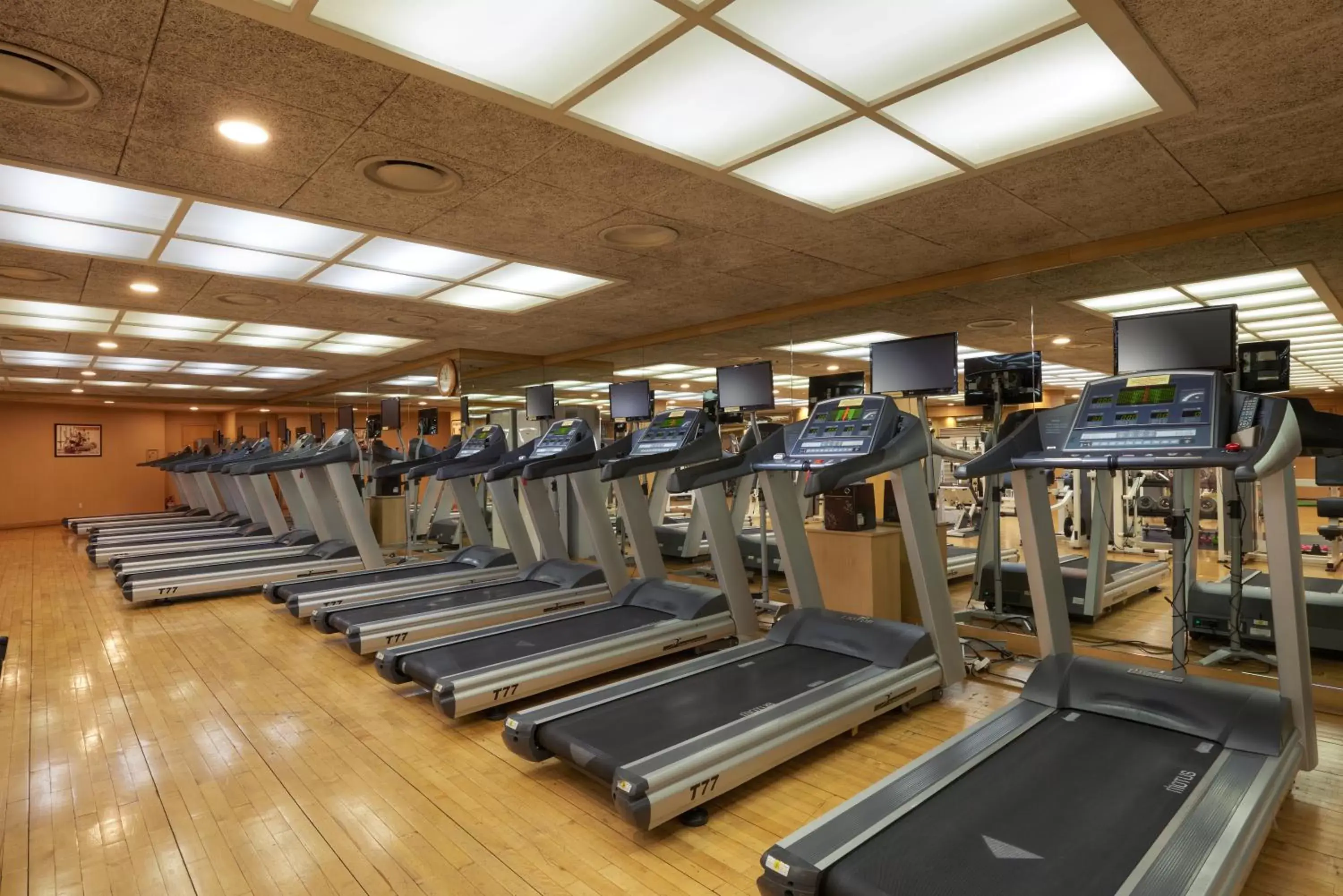 Fitness Center/Facilities in Seoul Riviera Hotel