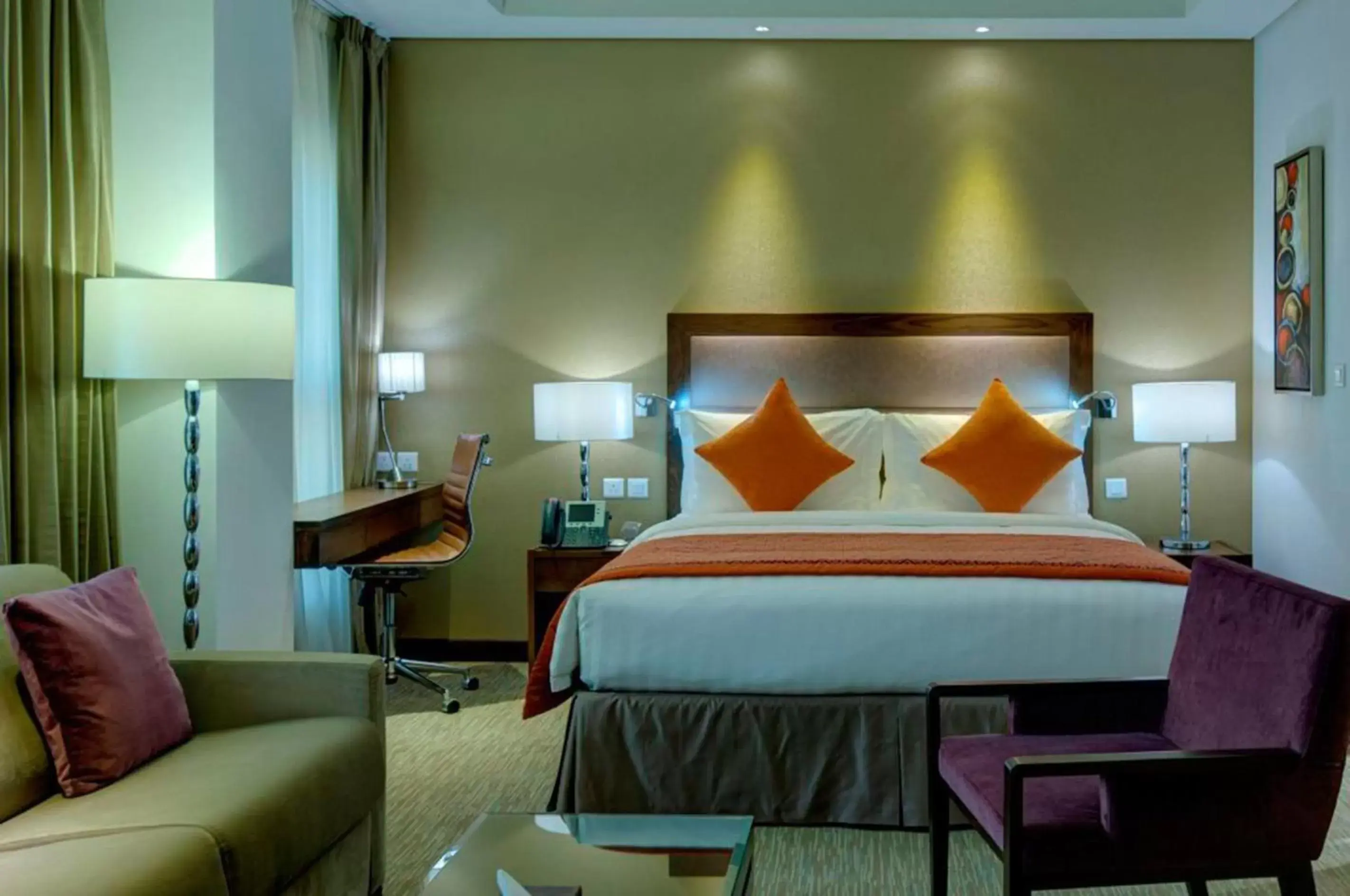 Photo of the whole room, Bed in Crowne Plaza Madinah, an IHG Hotel