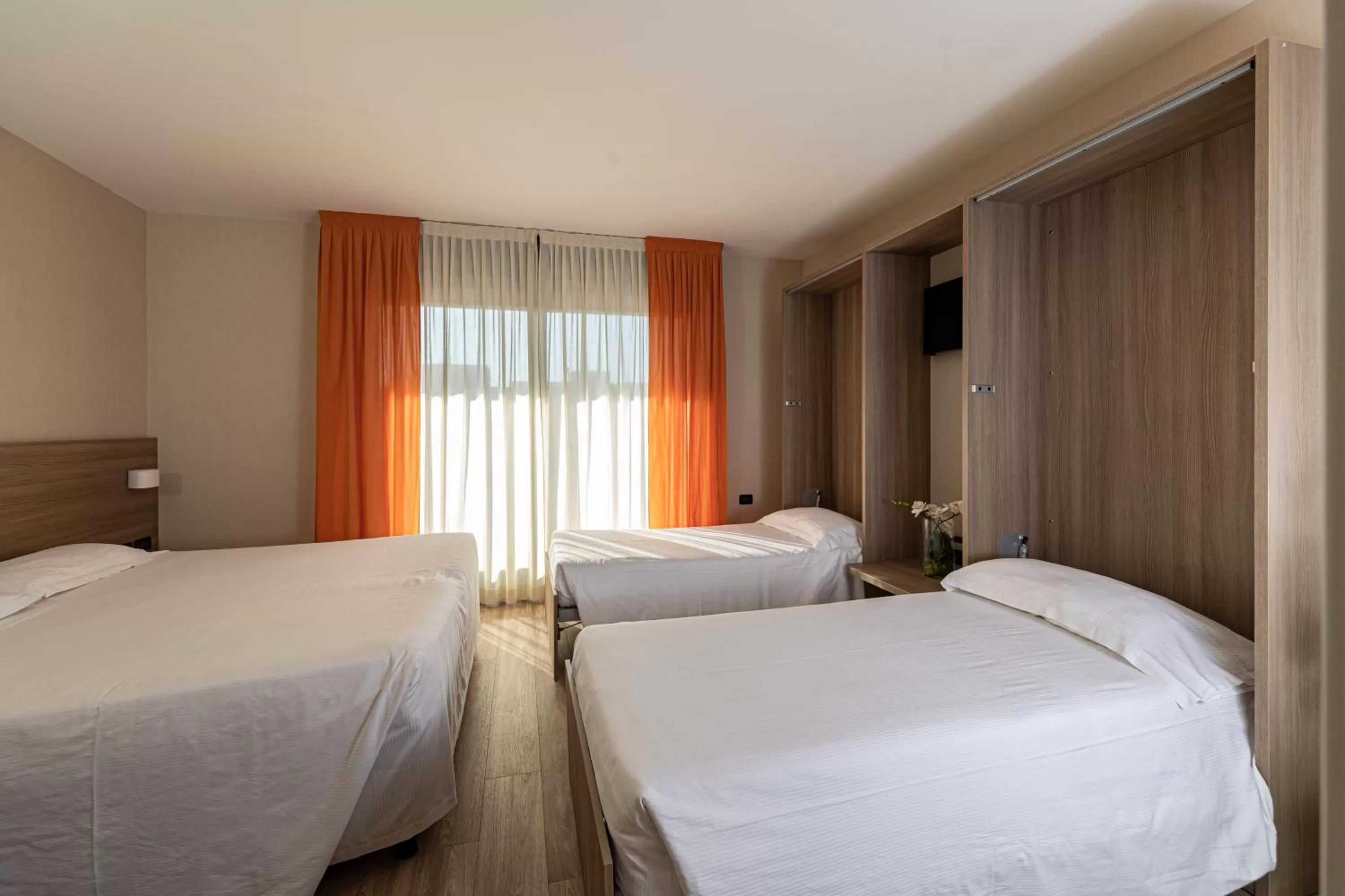 Bedroom, Bed in Hotel Donatello Imola