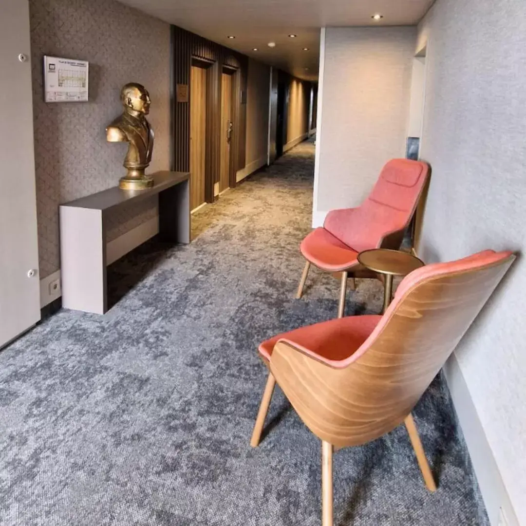 Seating Area in Mercure Bordeaux Lac