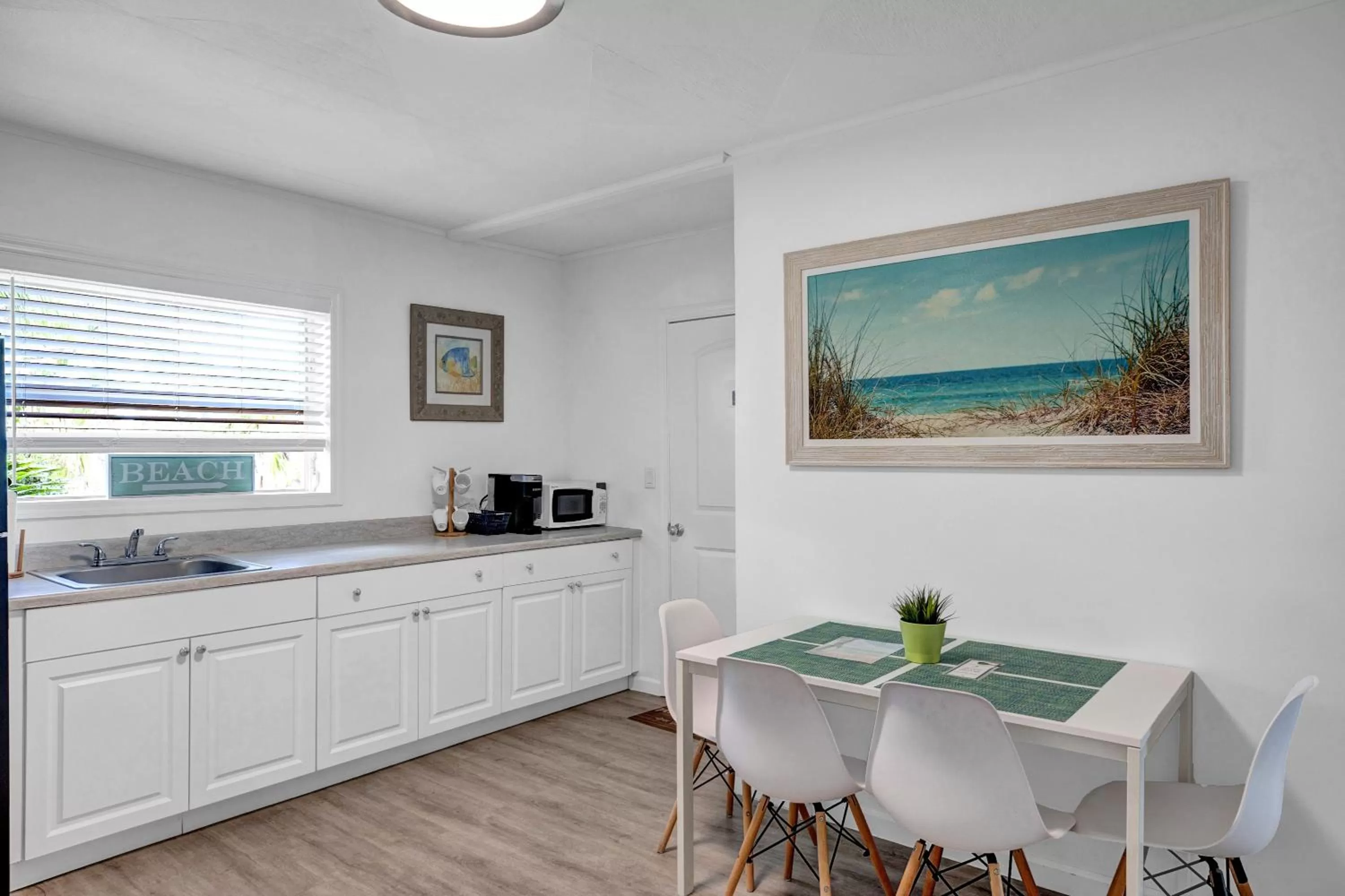 Dining area in Seascape Resort & Marina