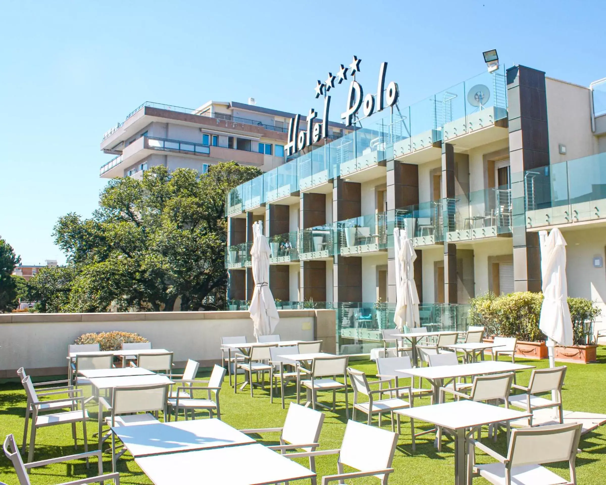 Property building, Restaurant/Places to Eat in Hotel Polo
