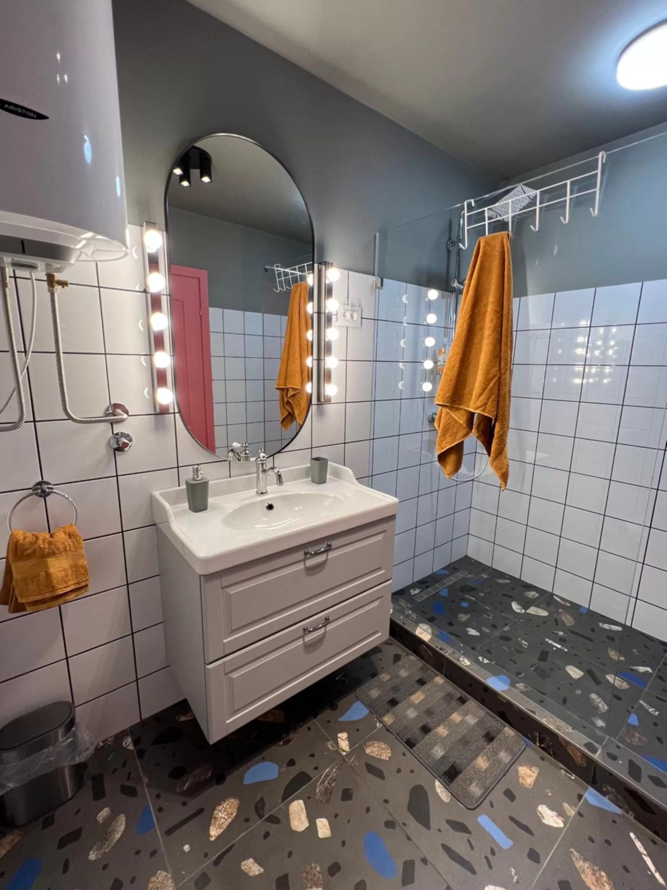 Shower, Bathroom in Tulum Apart Center Belgrade