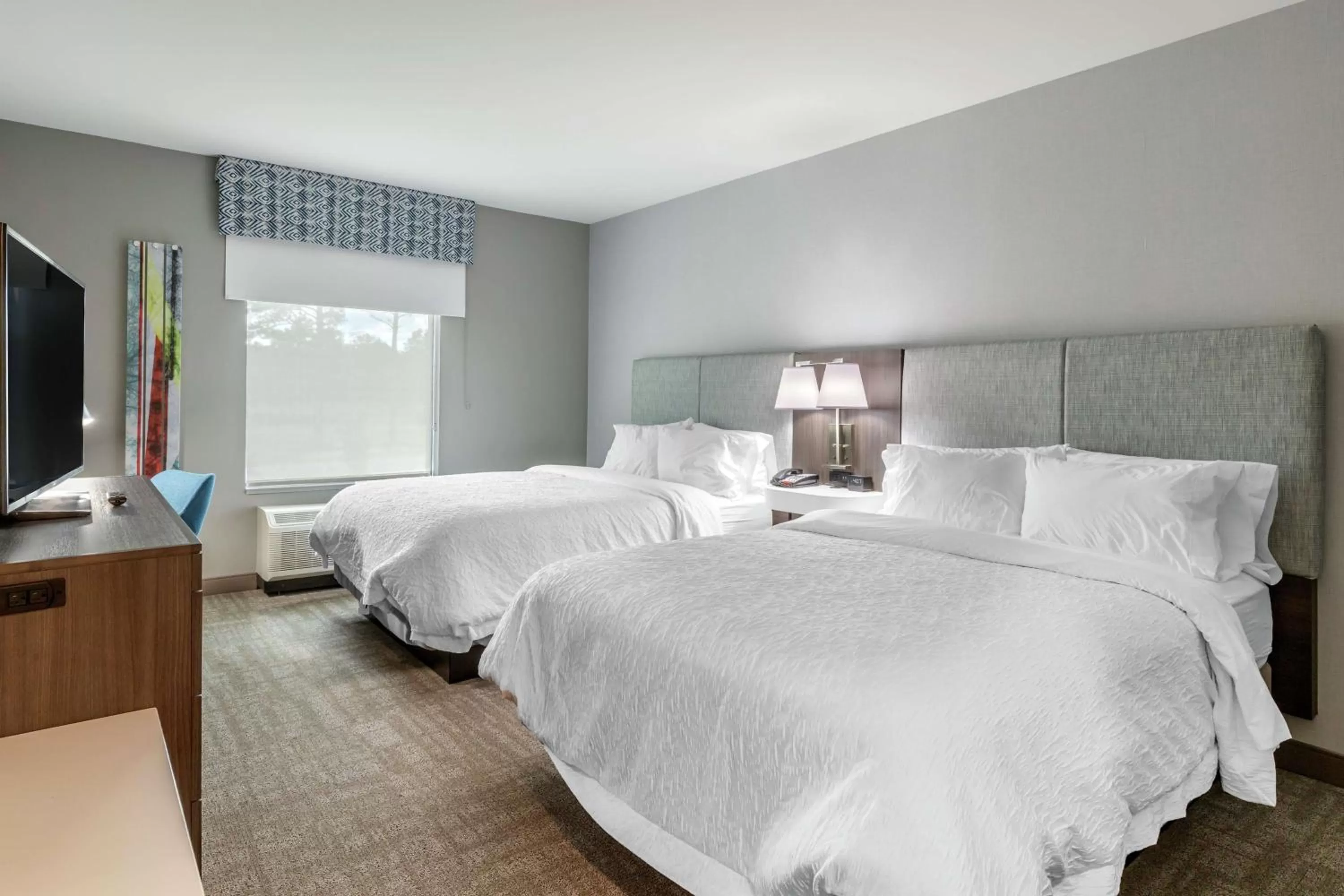 Bedroom, Bed in Hampton Inn Camden, SC