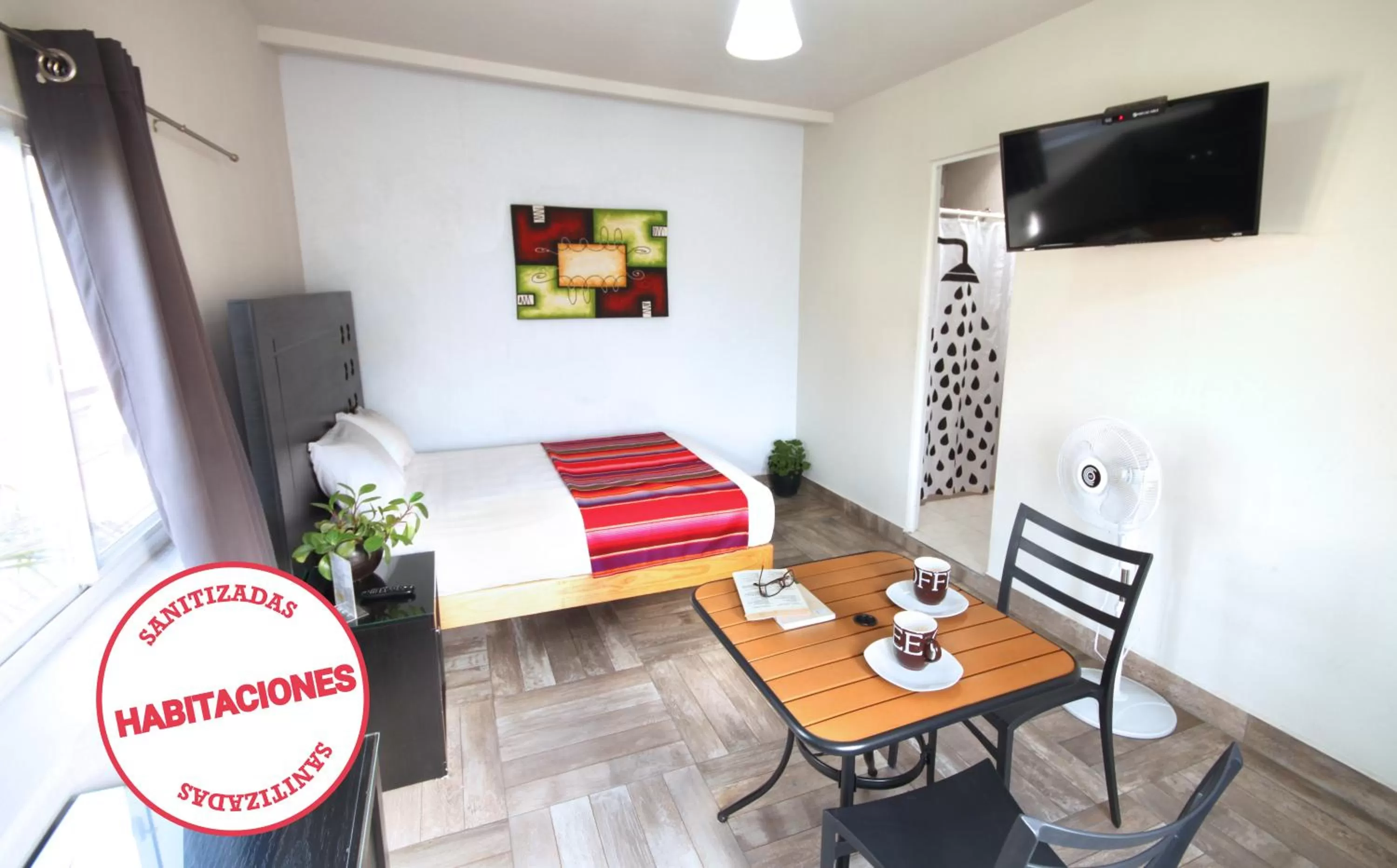 Bed in Hotel del Refugio