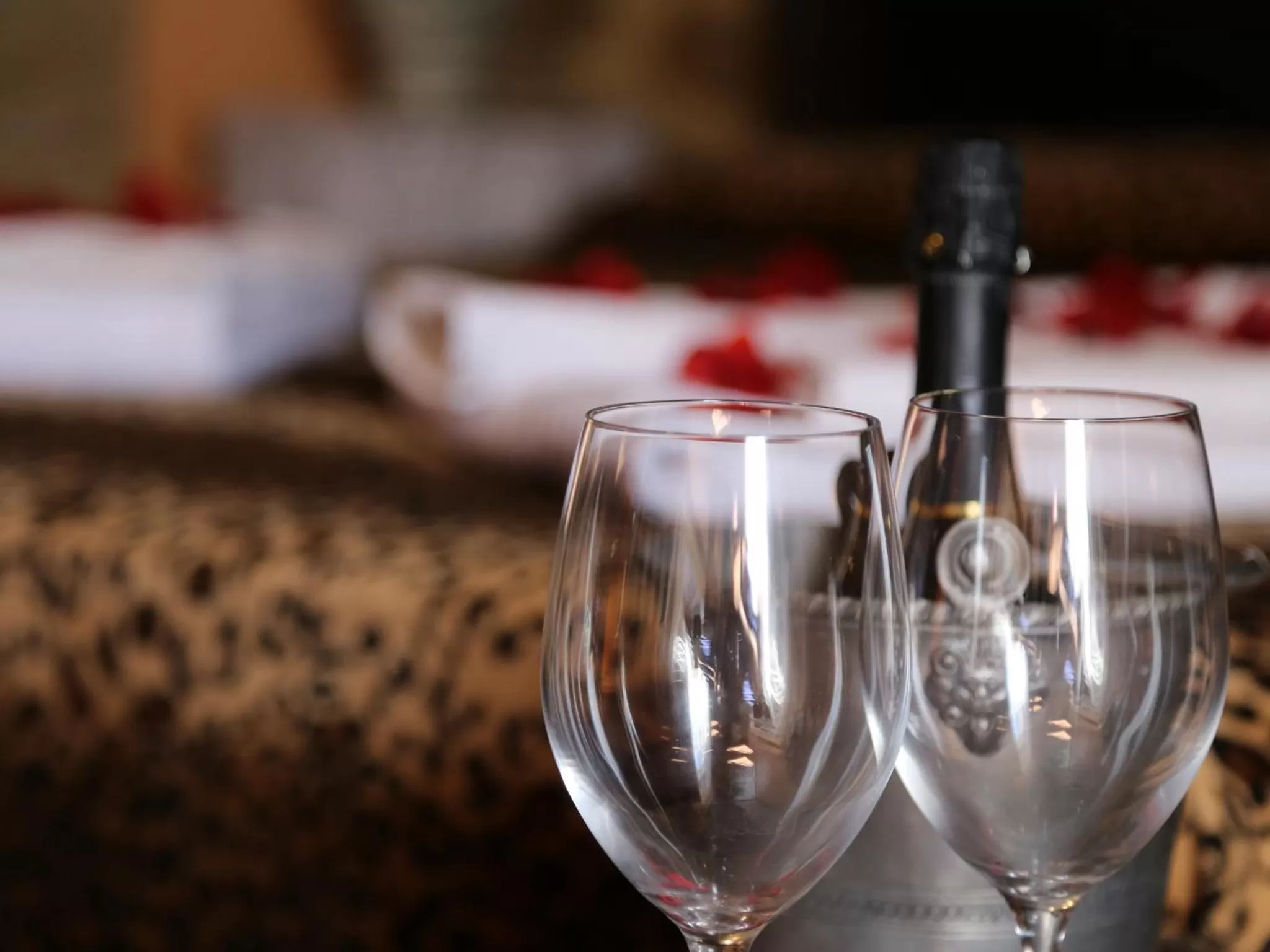 Alcoholic drinks, Bed in Kimera