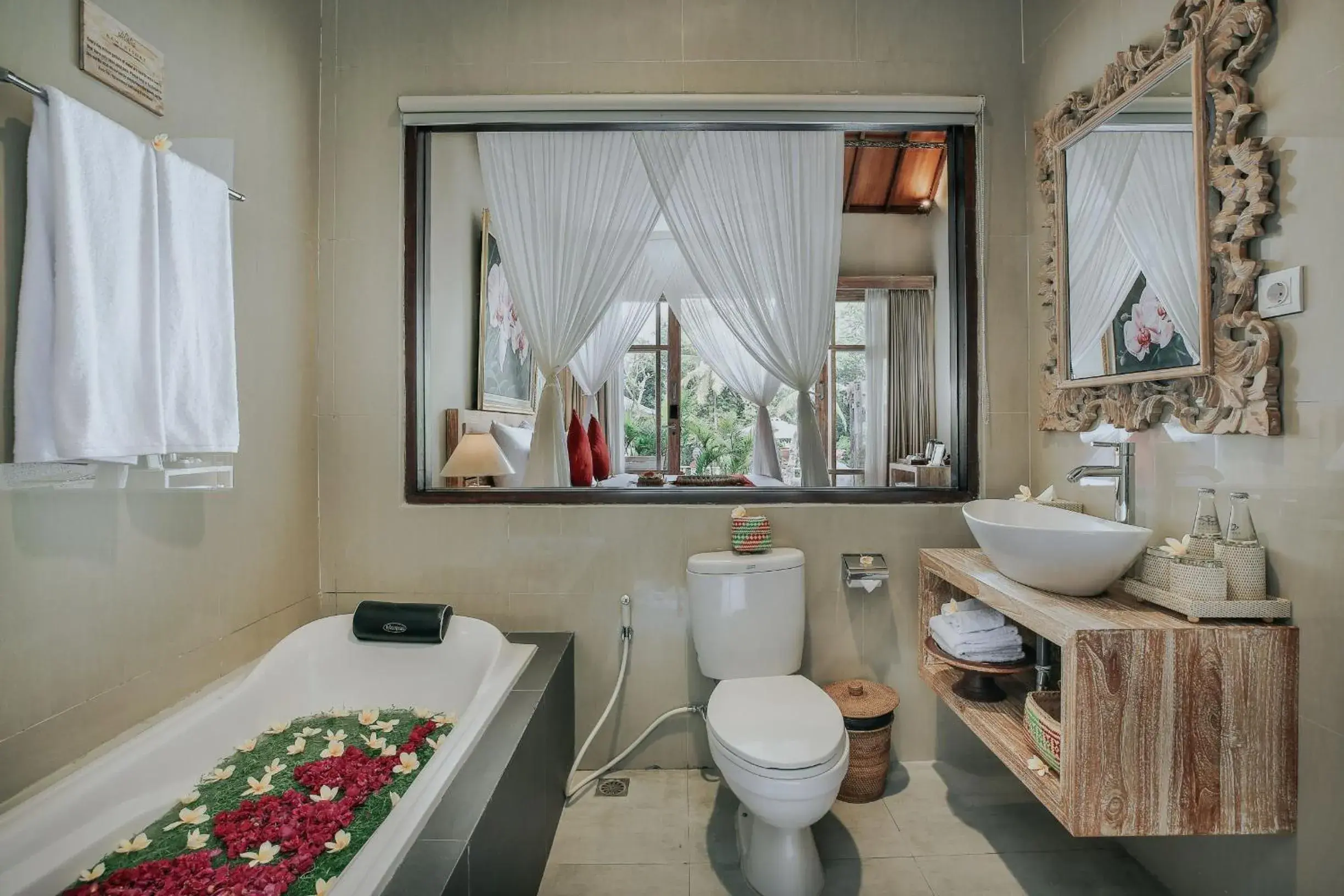 Toilet, Bathroom in Kawi Resort A Pramana Experience
