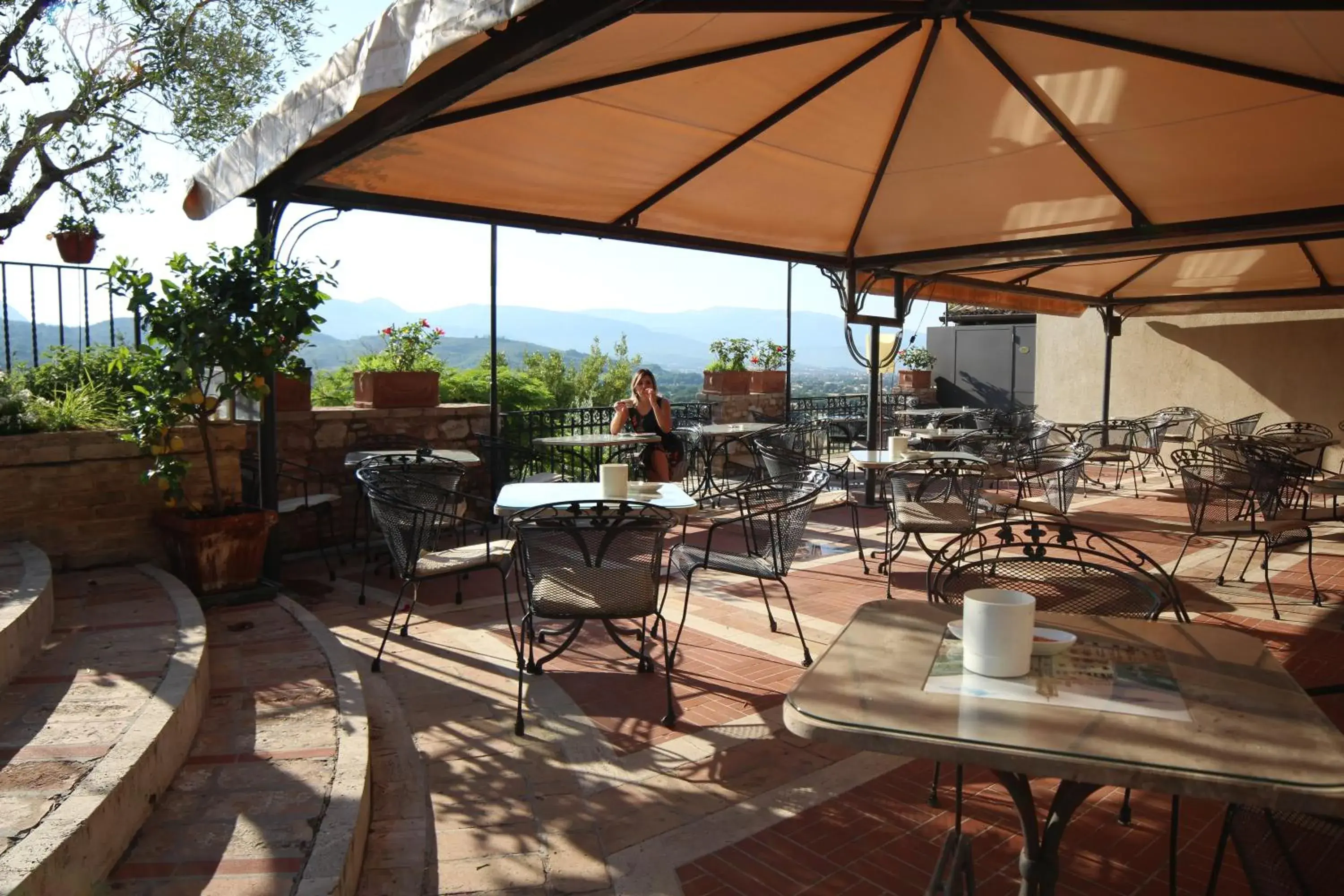Balcony/Terrace, Restaurant/Places to Eat in La Bastiglia