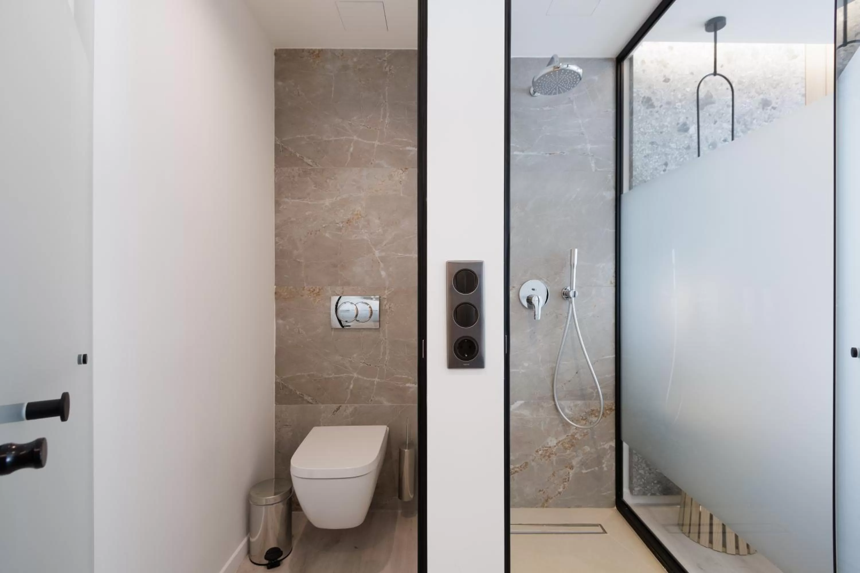 Toilet in Hilton Garden Inn Athens Syggrou Avenue