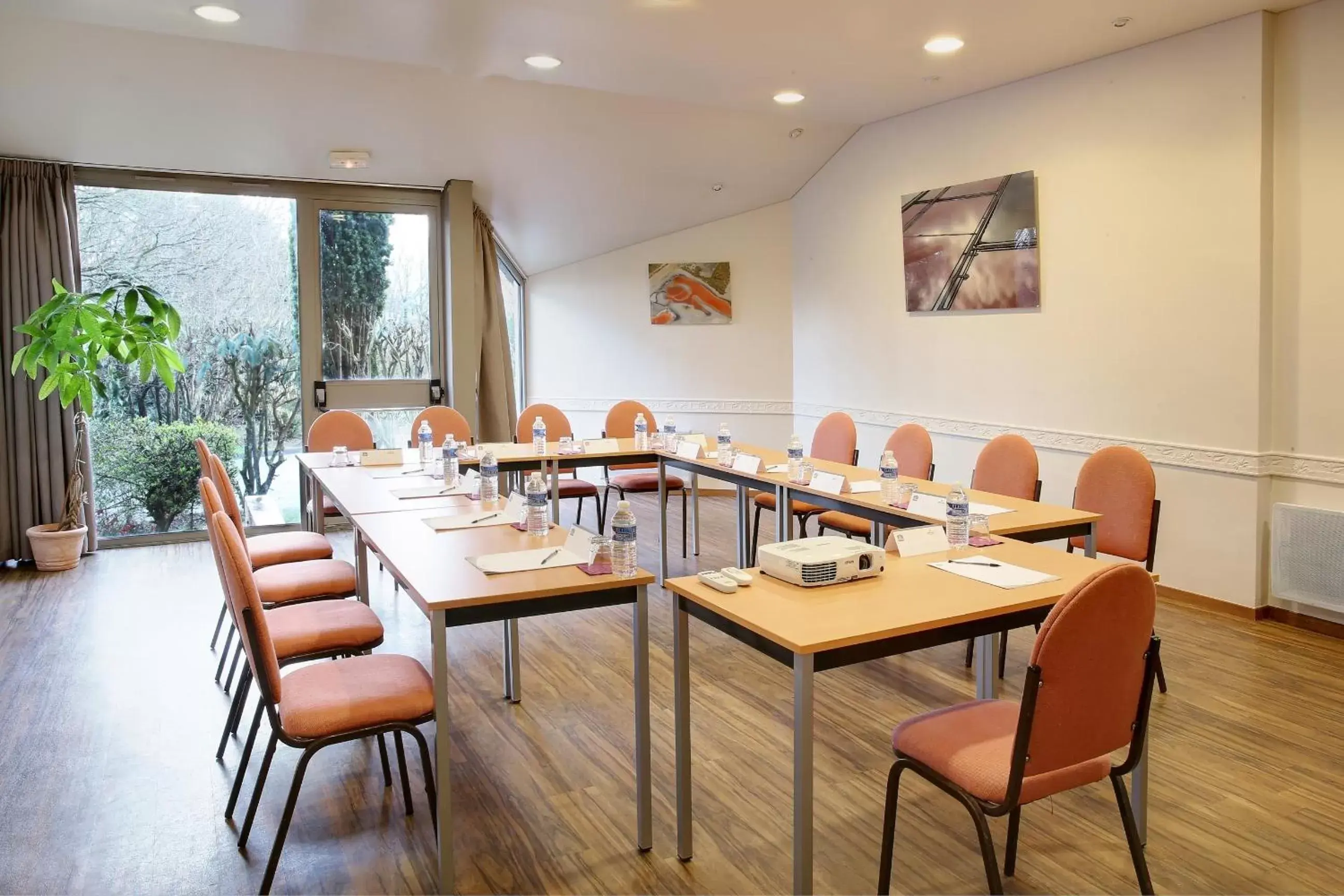 Banquet/Function facilities in Best Western Auray le Loch