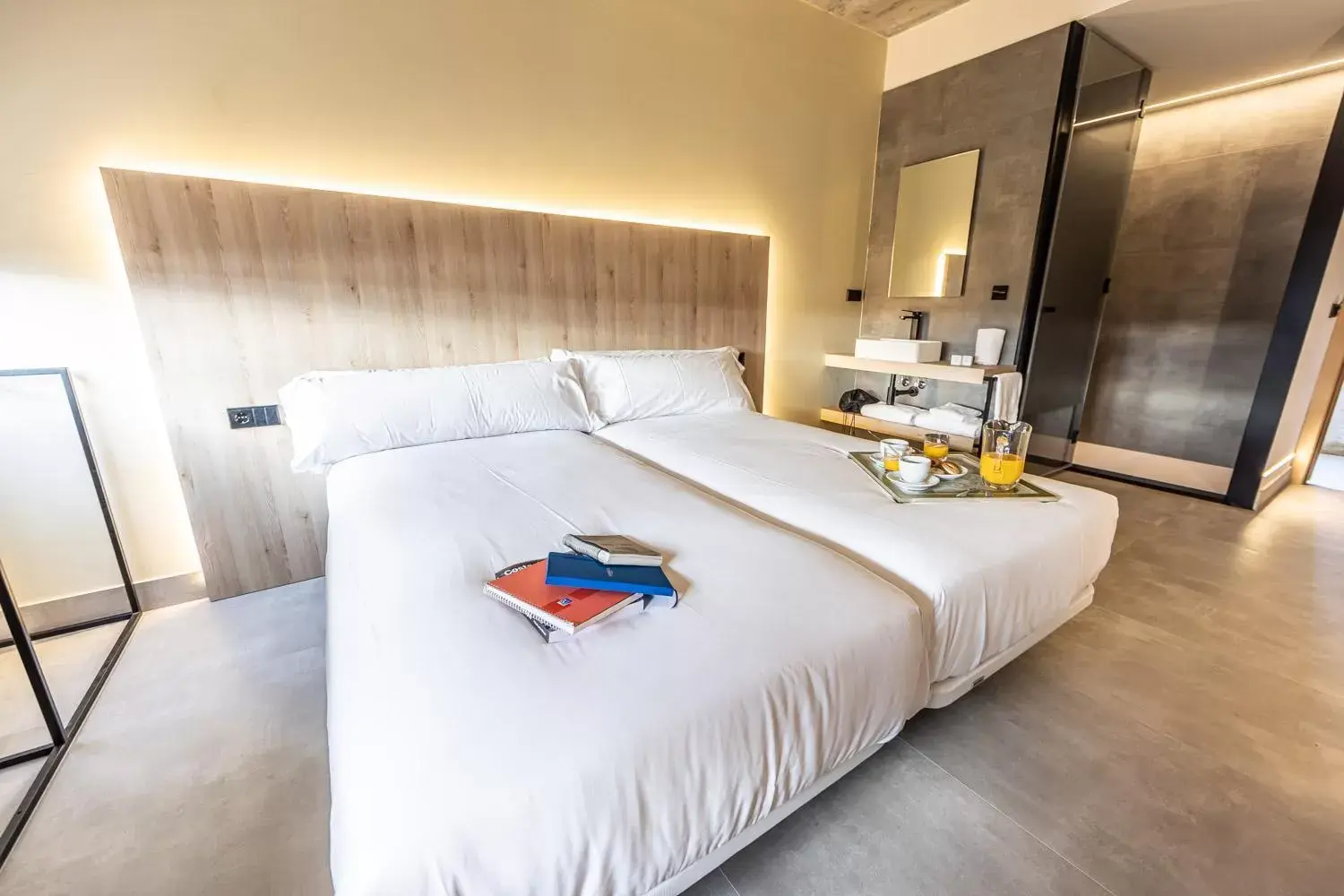 Double Room with Sea View in Hospedium Hotel Devalar Do Mar Double Room with Sea View in Hospedium Hotel Devalar Do Mar